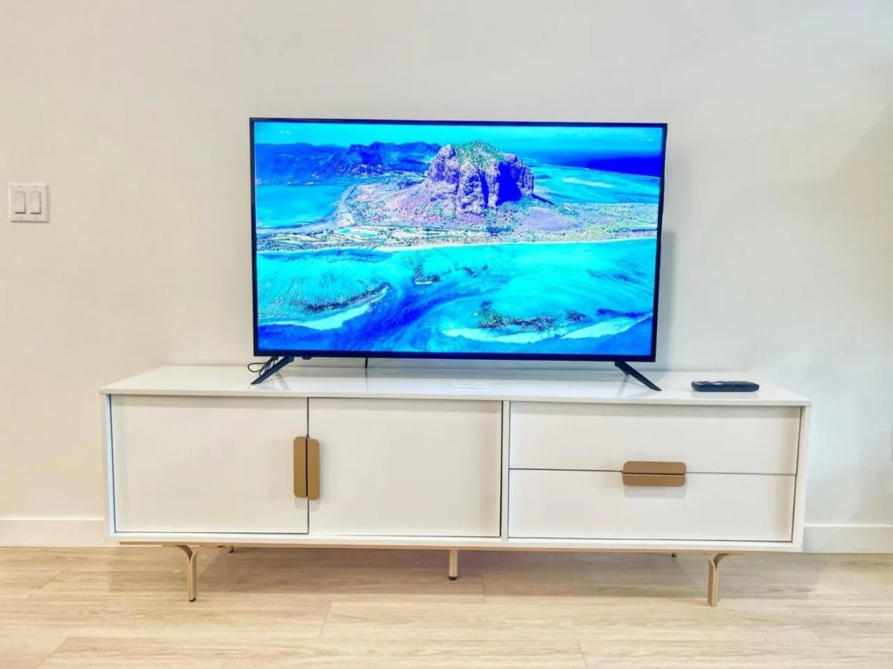 Cozy Couple's Corner in Downtown San Diego