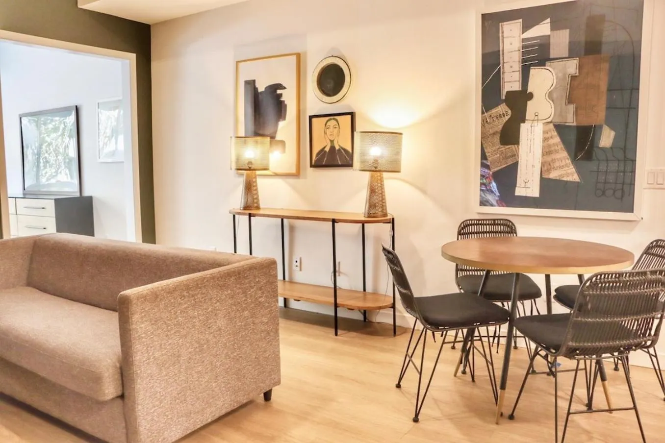 Dapper Retreat in Vibrant San Diego