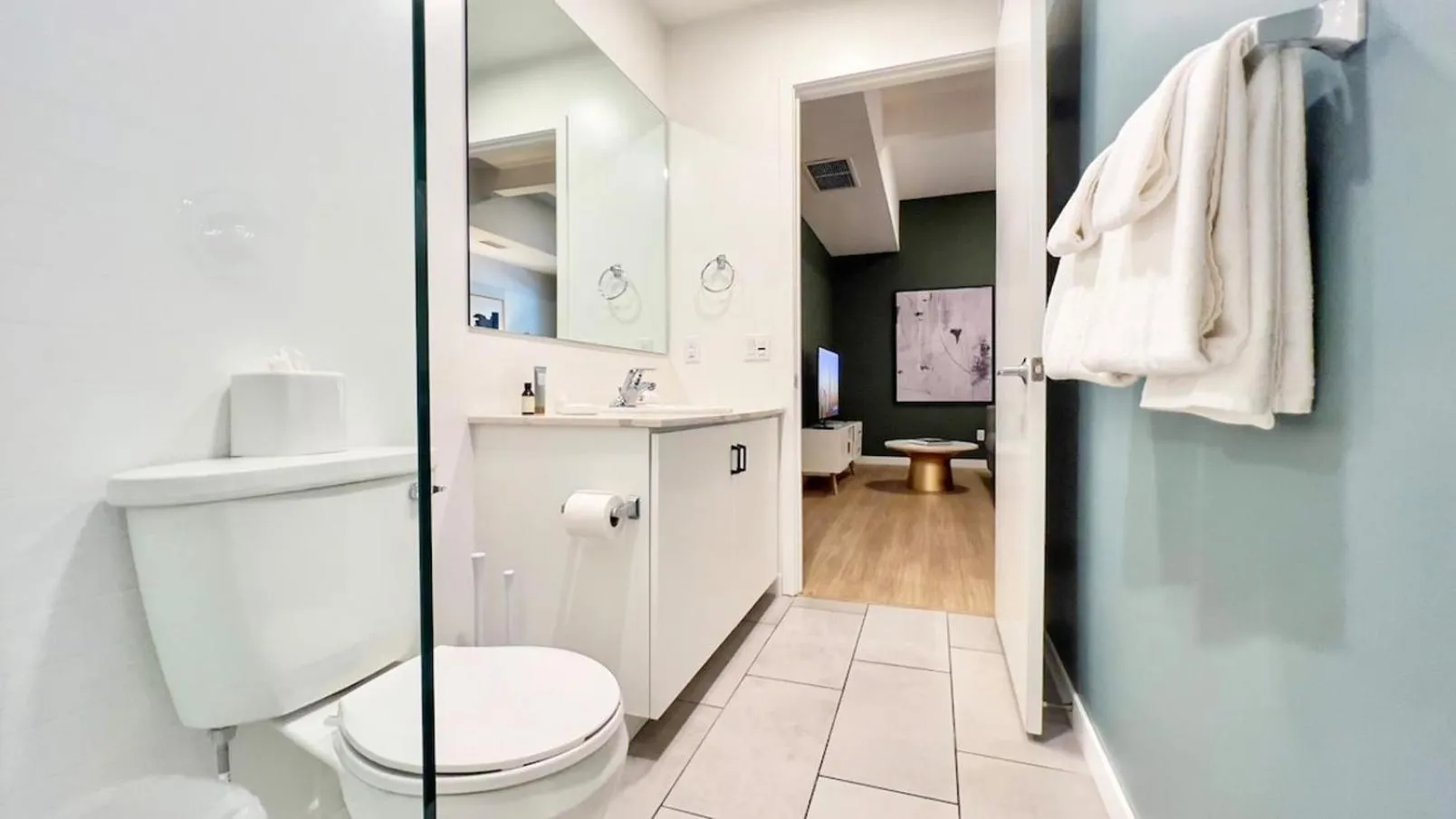 Dapper Retreat in Vibrant San Diego