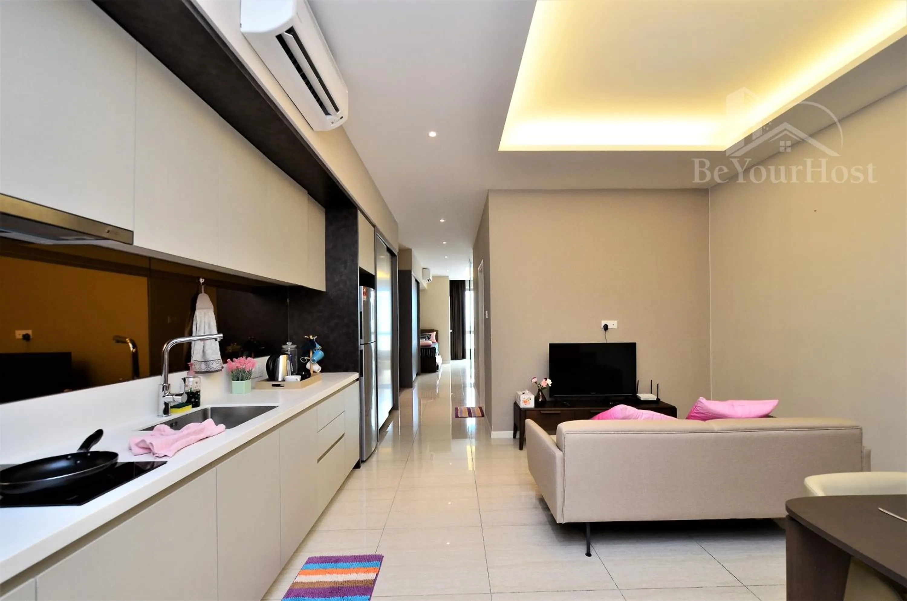 Kitchen or kitchenette in Dorsett Residences Sri Hartamas (Kuala Lumpur)