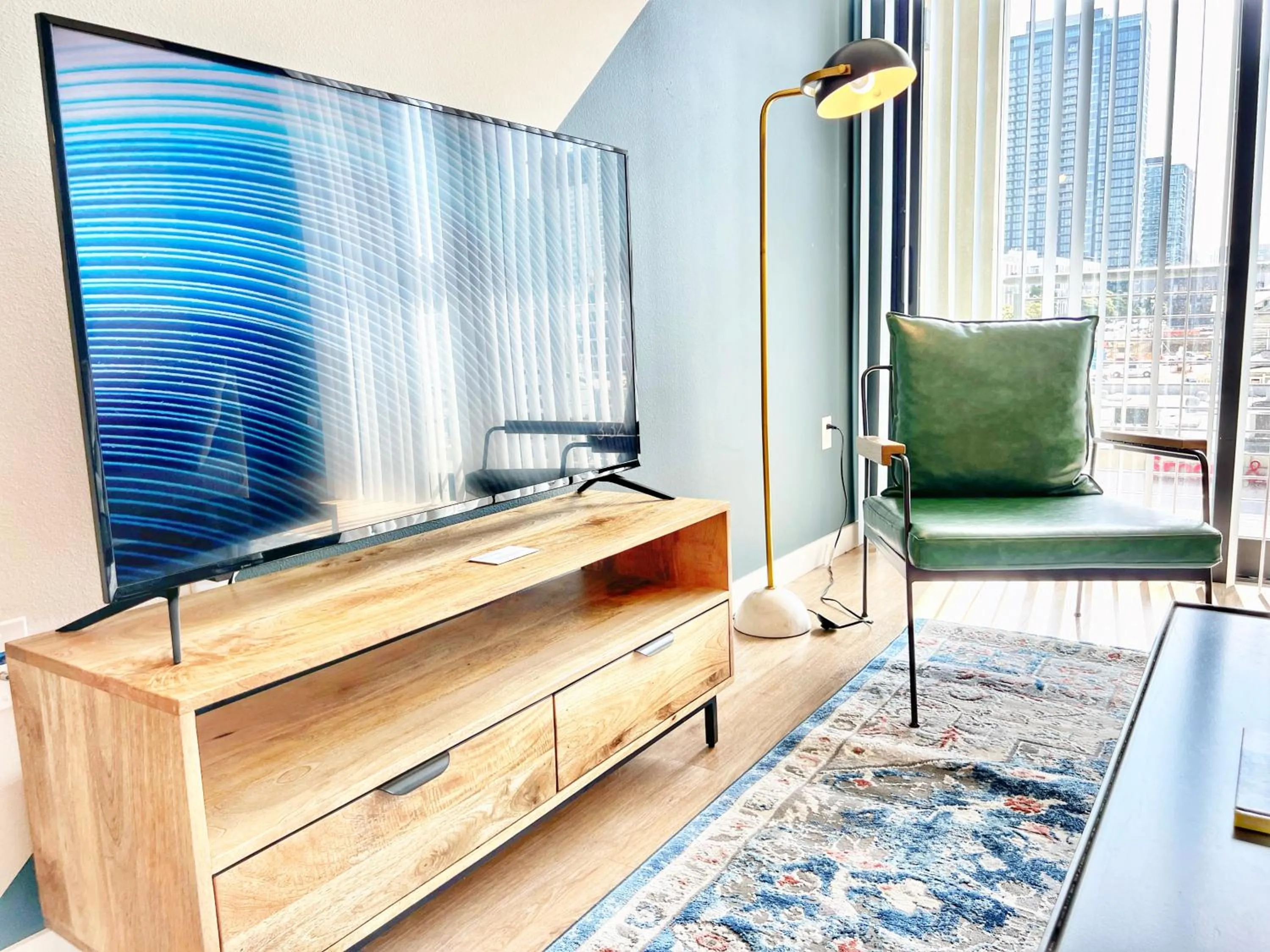 Hidden Gem Apartment in Downtown