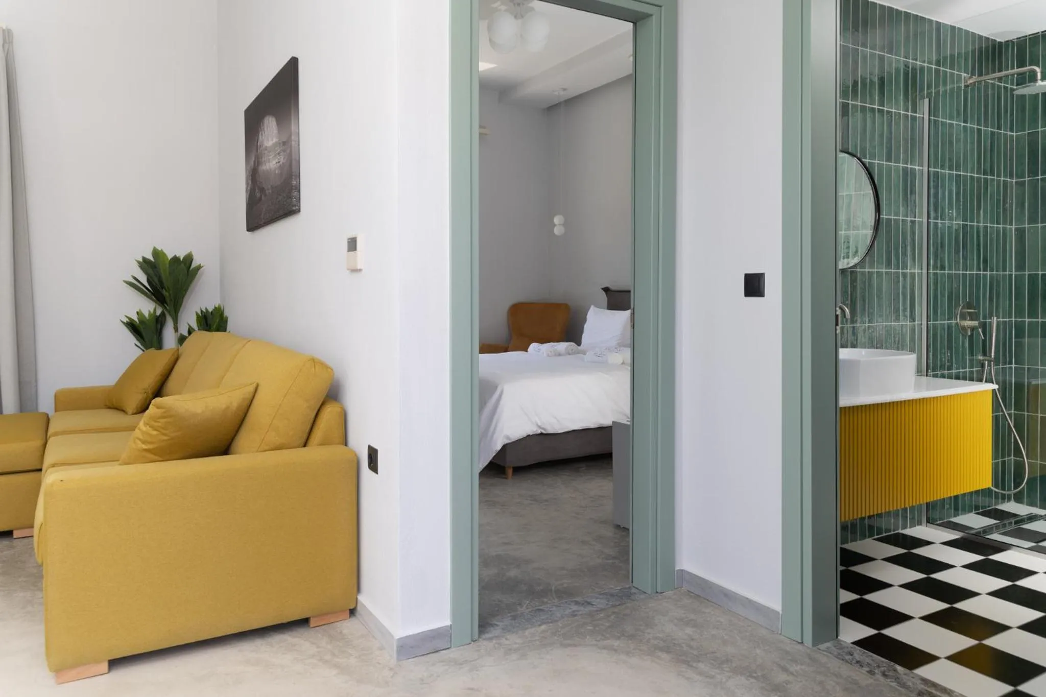 Photo of the whole room, Bed in Malathro Olympus Guest House