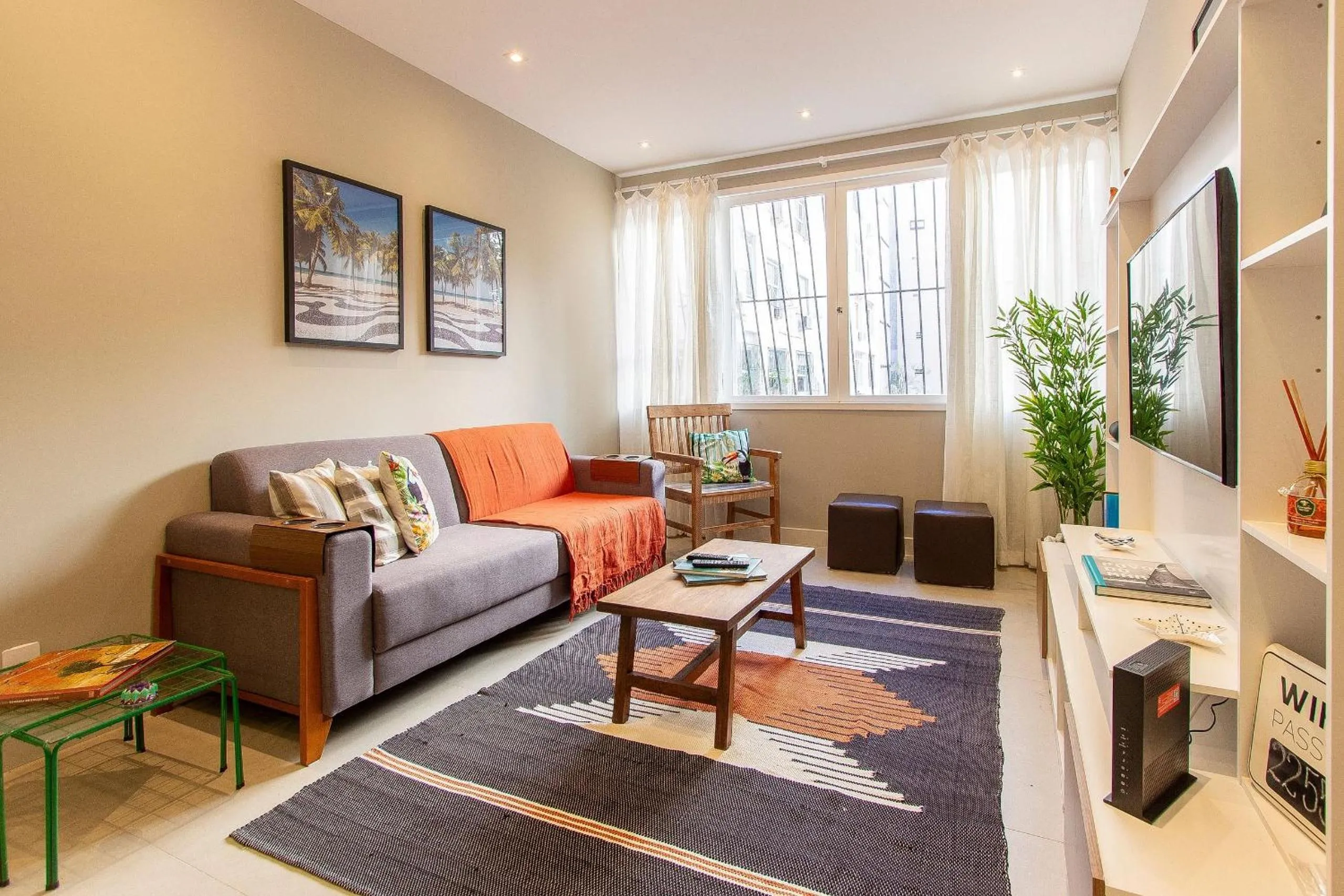 Communal lounge/ TV room in Praia e Conforto em Ipanema!