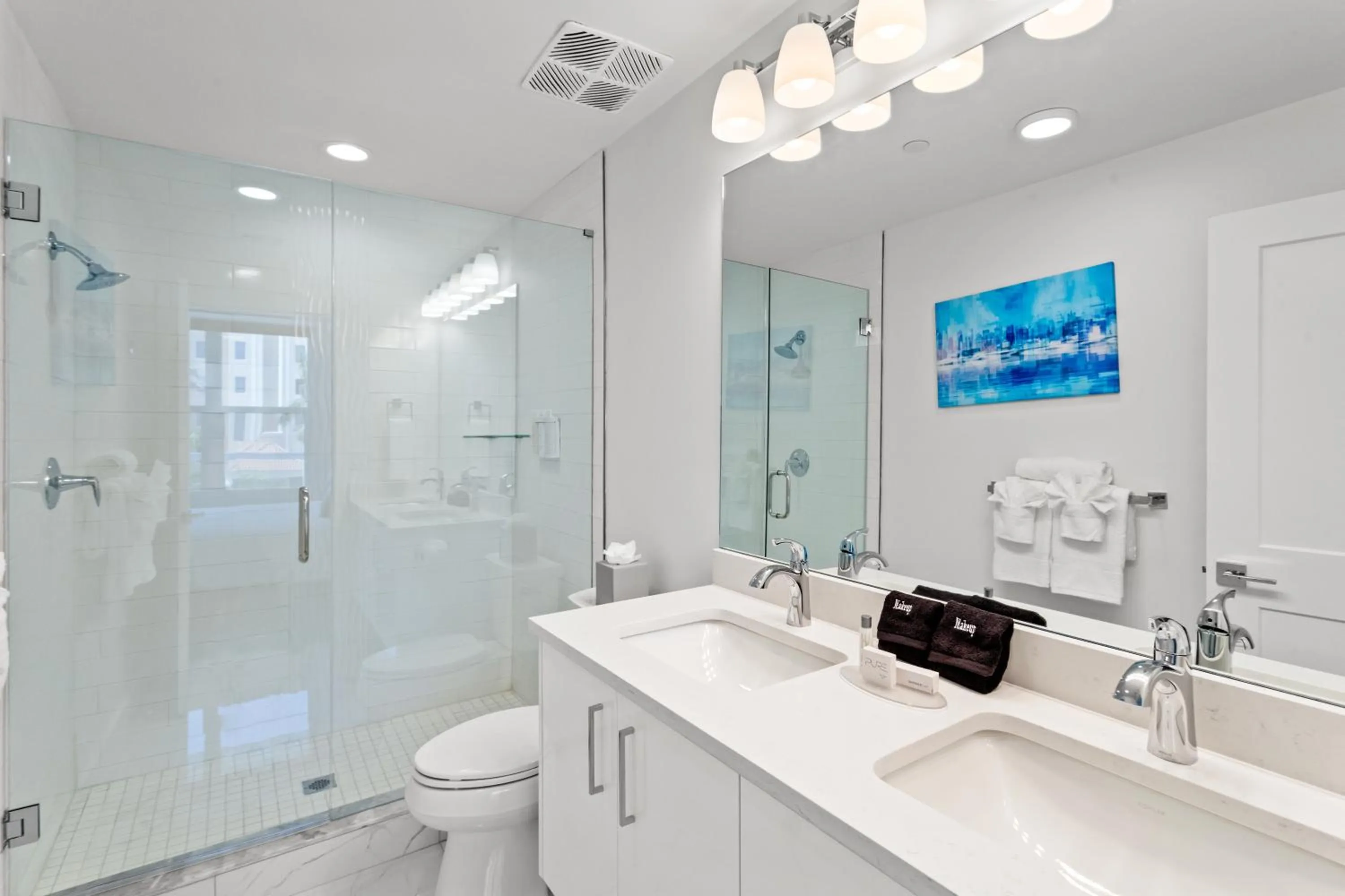 Shower in Ocean Club Treasure Island Hotel