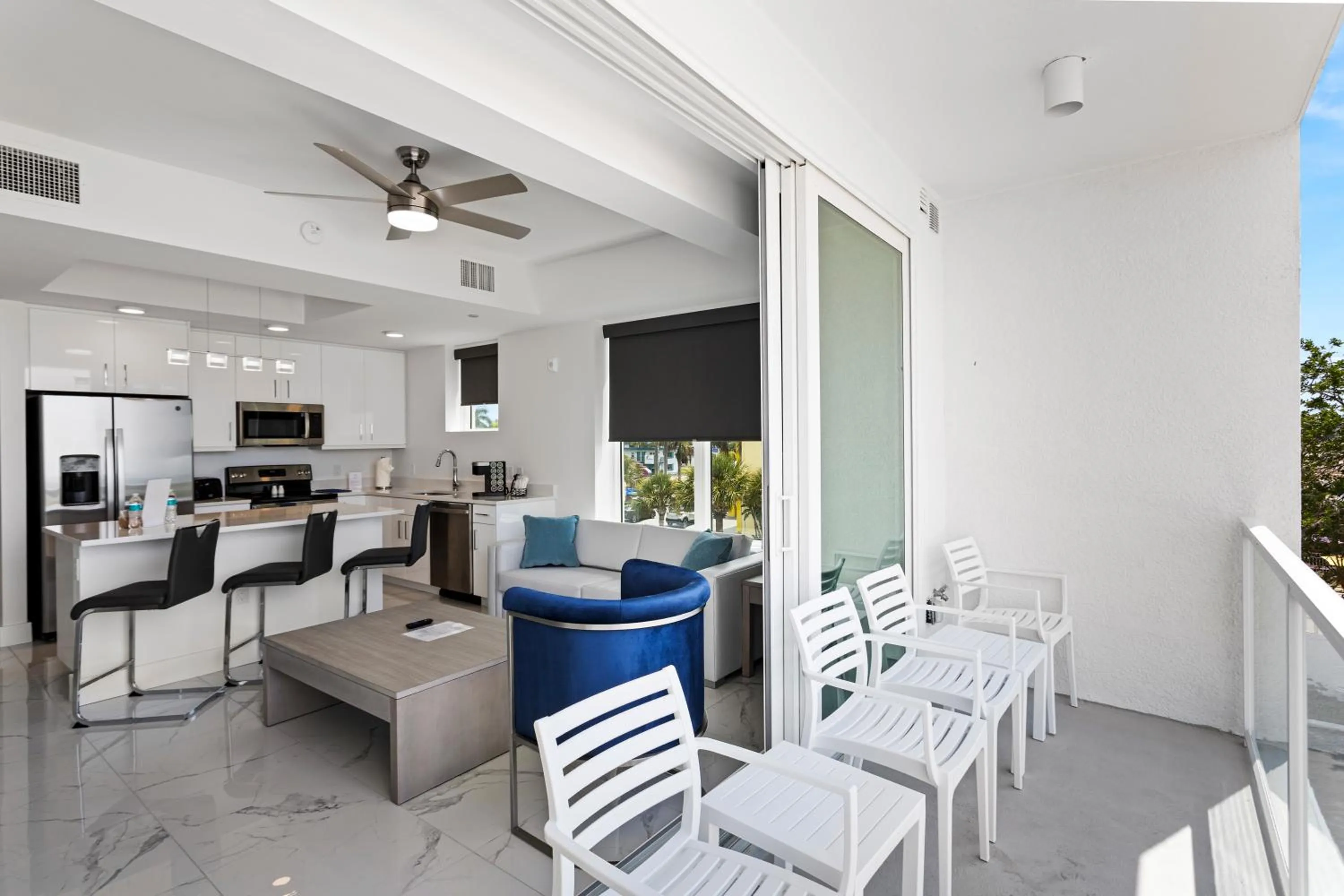 Balcony/Terrace in Ocean Club Treasure Island Hotel