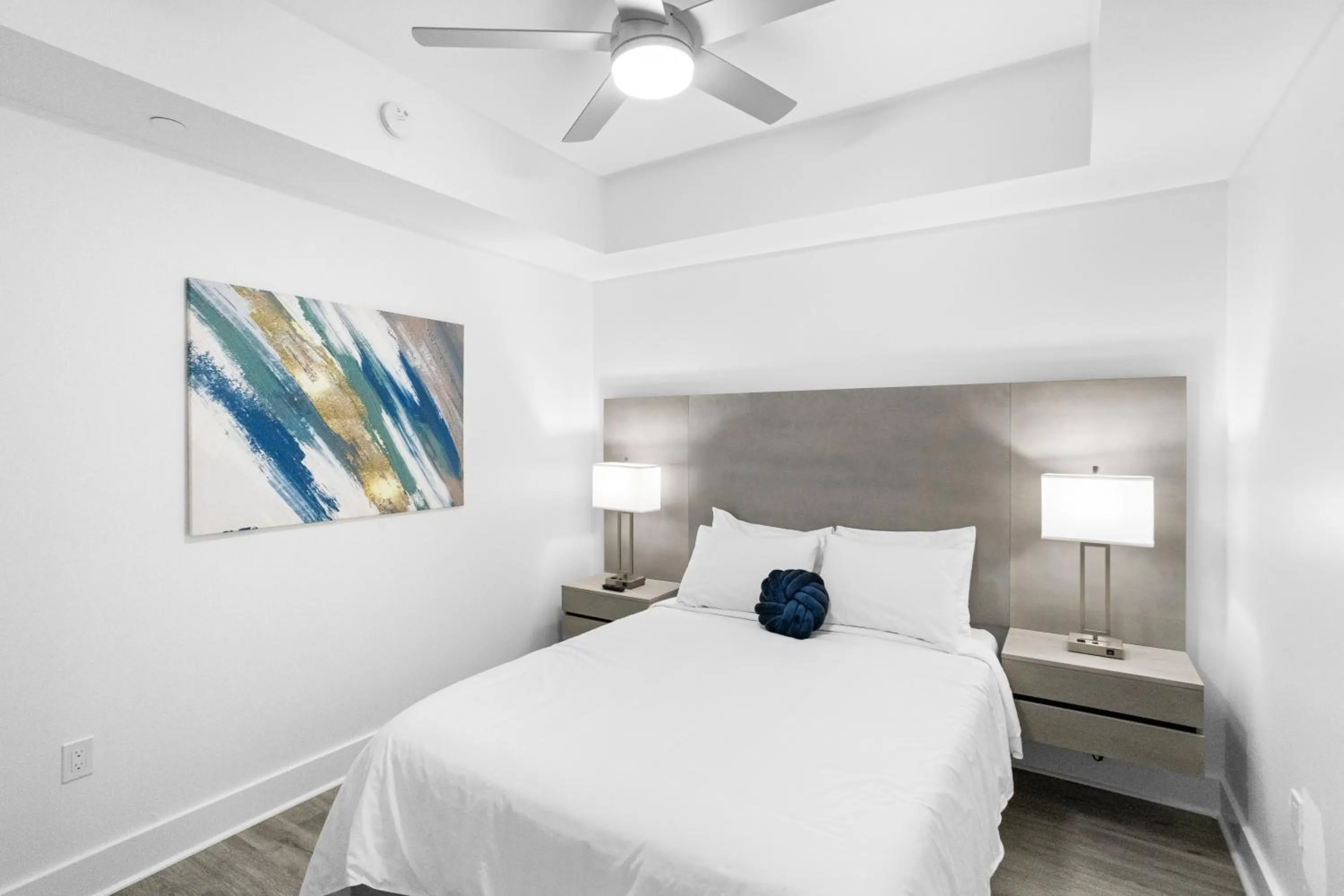 Bed in Ocean Club Treasure Island Hotel