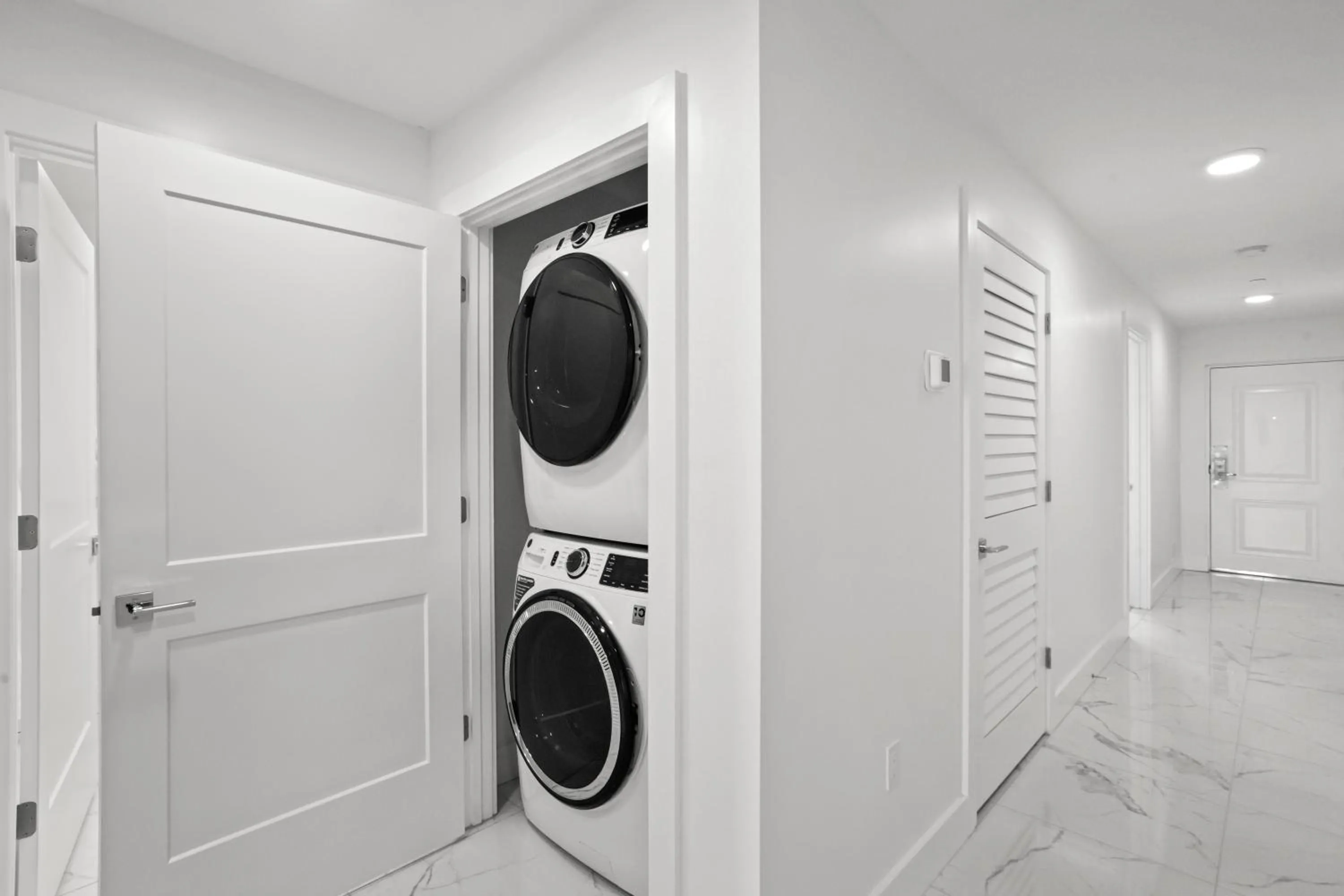 washing machine in Ocean Club Treasure Island Hotel