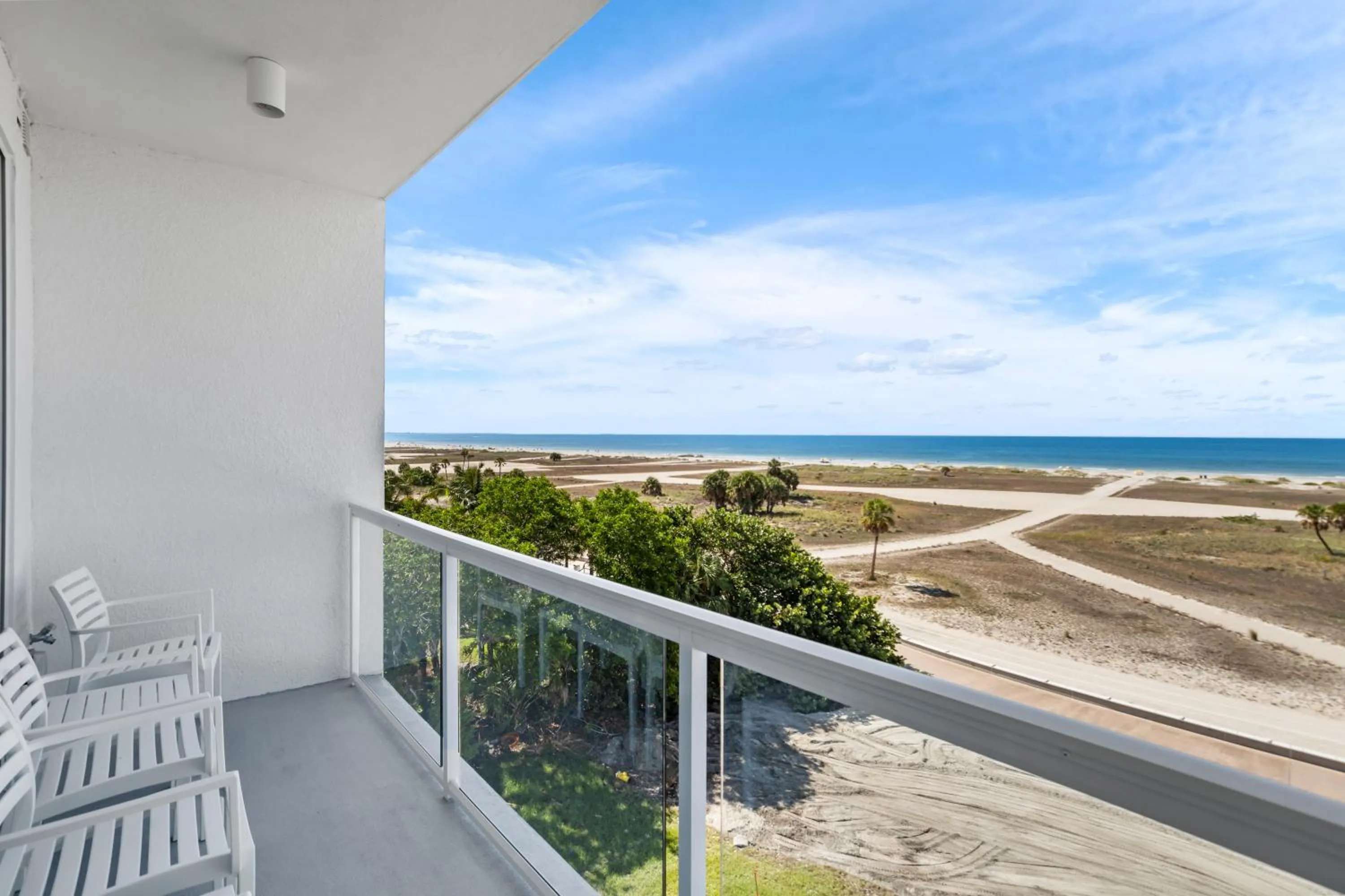 Balcony/Terrace in Ocean Club Treasure Island Hotel