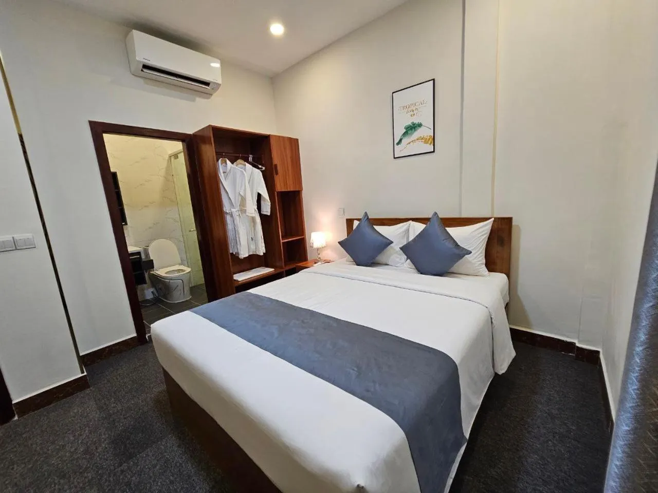 Bedroom, Bed in Nimith Hotel & Restaurant