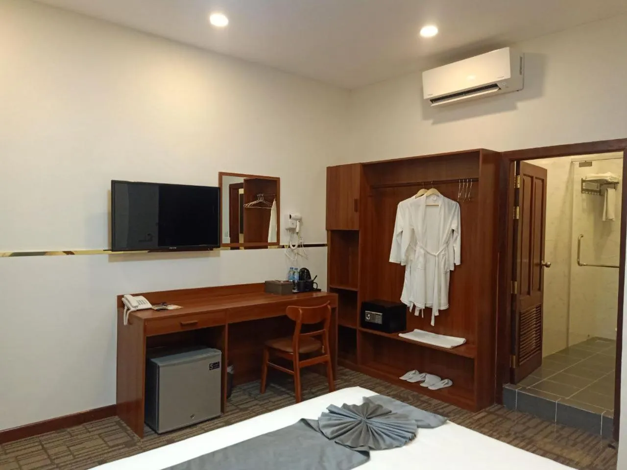 Bedroom in Nimith Hotel & Restaurant