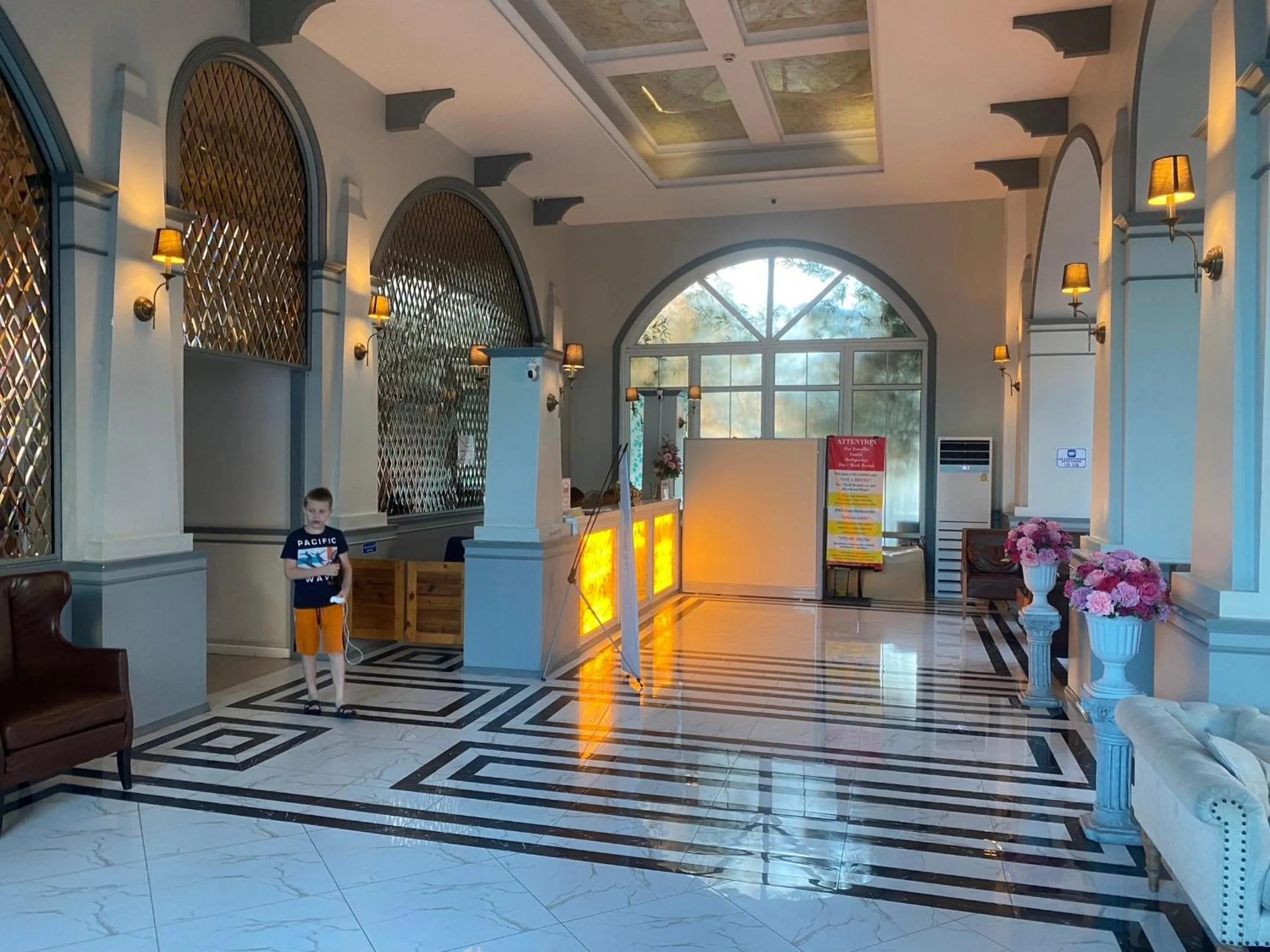 Seven seas resort Pool Access by Saifon