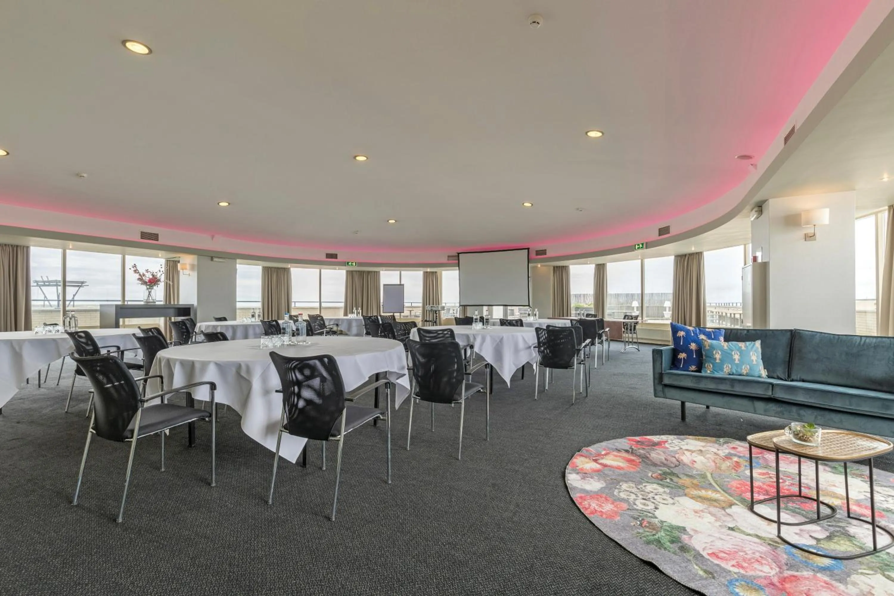 Meeting/conference room in Leonardo Hotel IJmuiden Seaport Beach