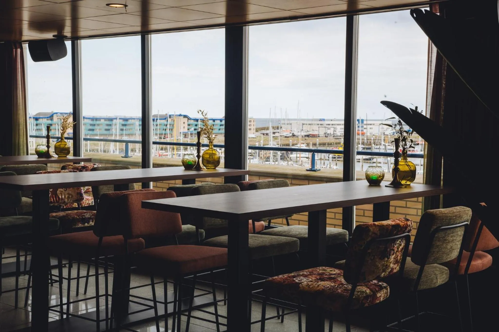 Lobby or reception in Leonardo Hotel IJmuiden Seaport Beach