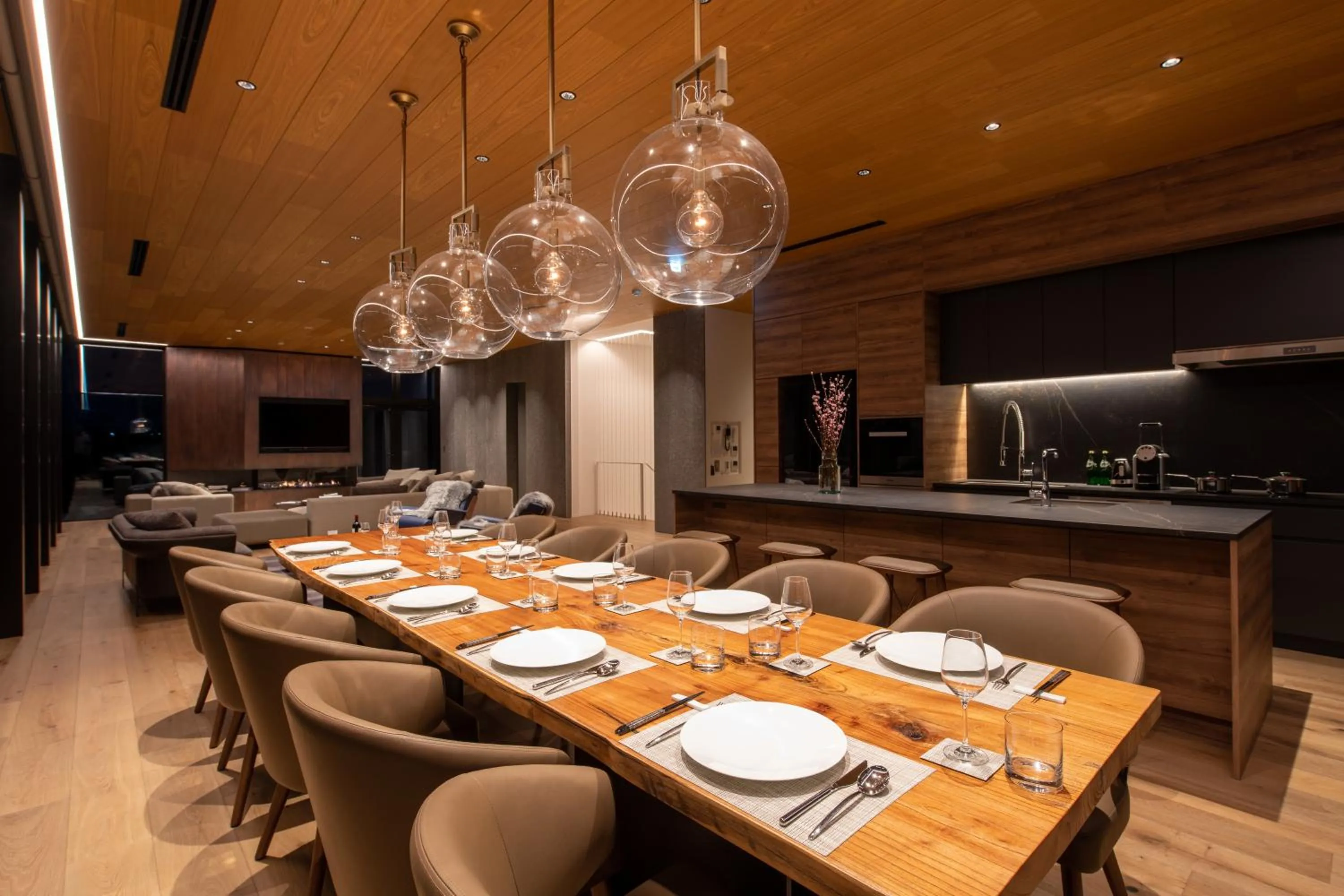 TV and multimedia in Intuition