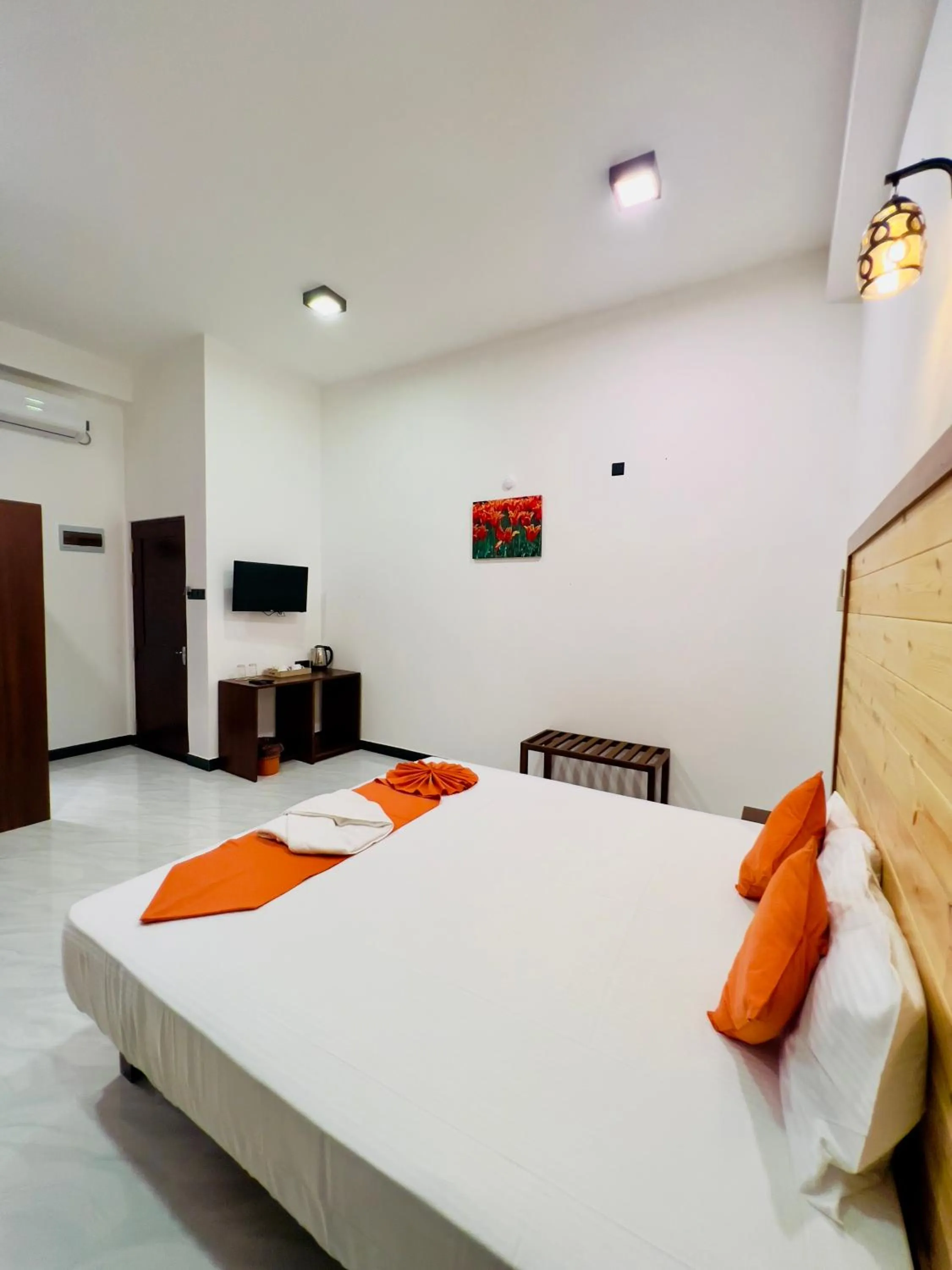 Bed in Ranketha Resort & Restaurant