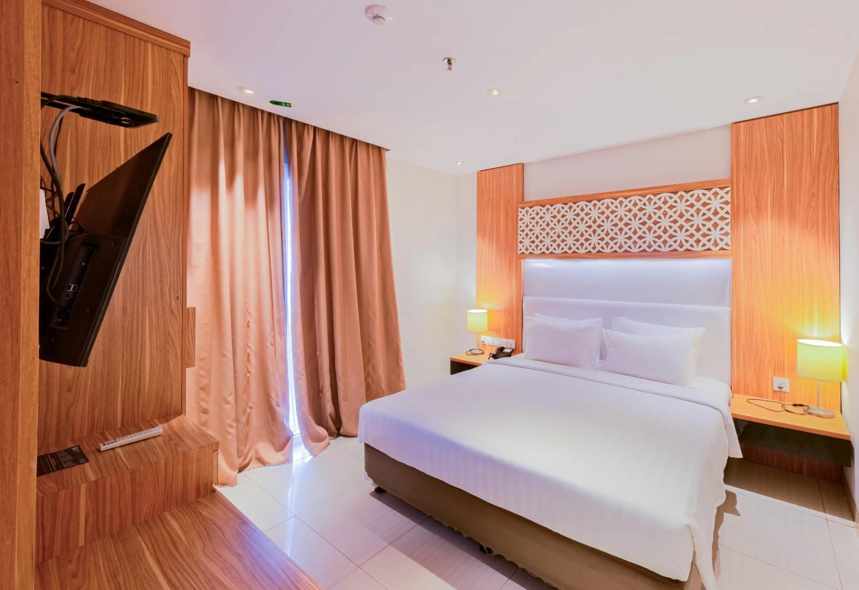 Bed in Astara Hotel Balikpapan