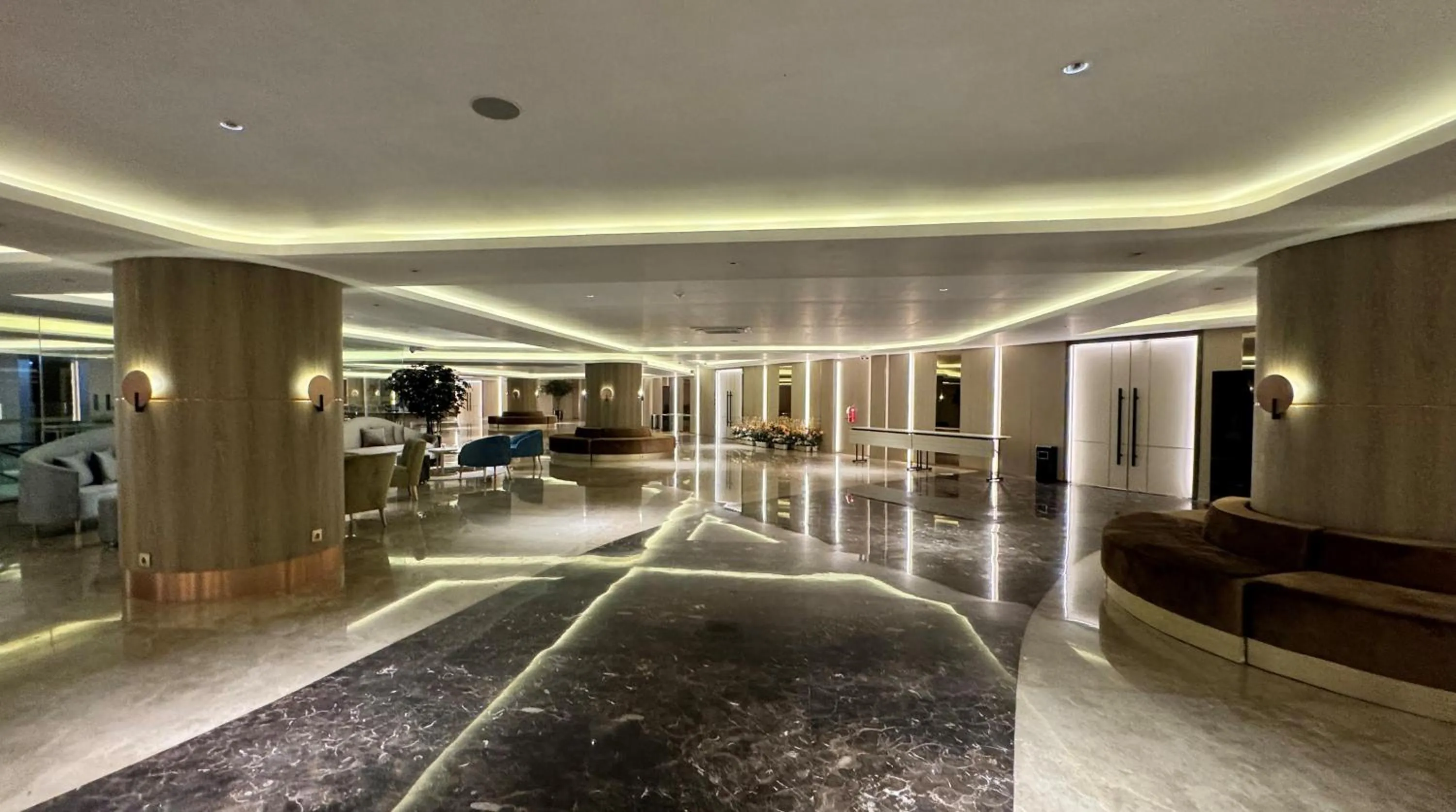 Business facilities in Astara Hotel Balikpapan