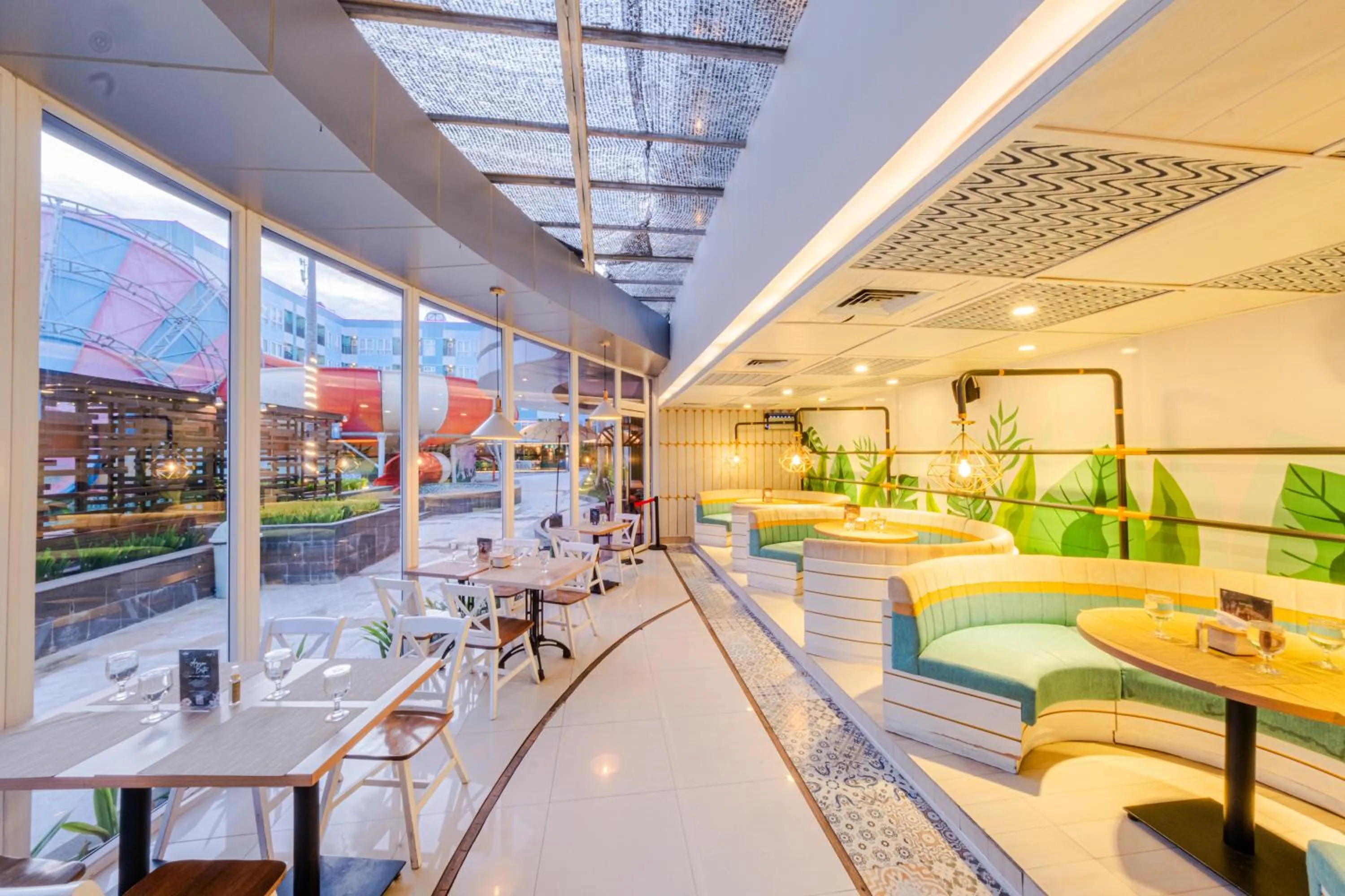 Restaurant/places to eat in Astara Hotel Balikpapan