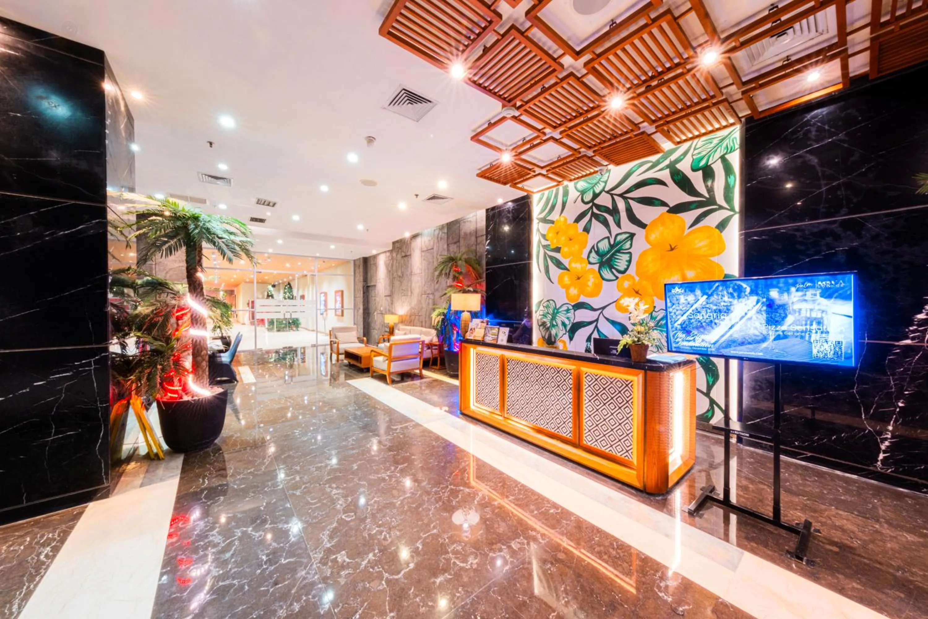 Lobby or reception in Astara Hotel Balikpapan