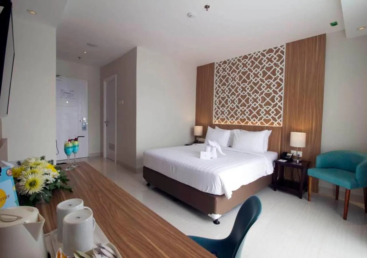 Superior Double or Twin Room with Sea View in Astara Hotel Balikpapan