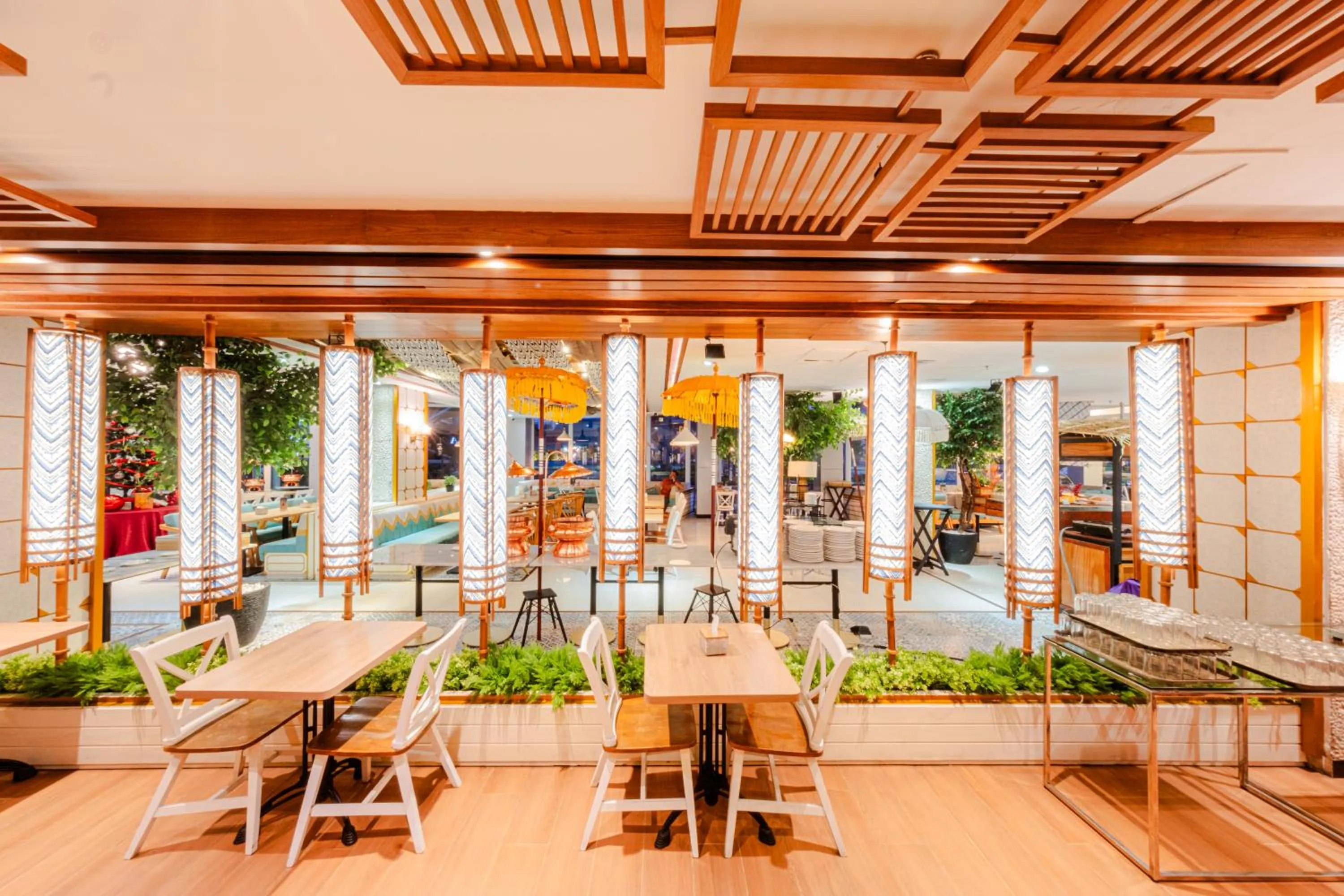 Restaurant/places to eat in Astara Hotel Balikpapan