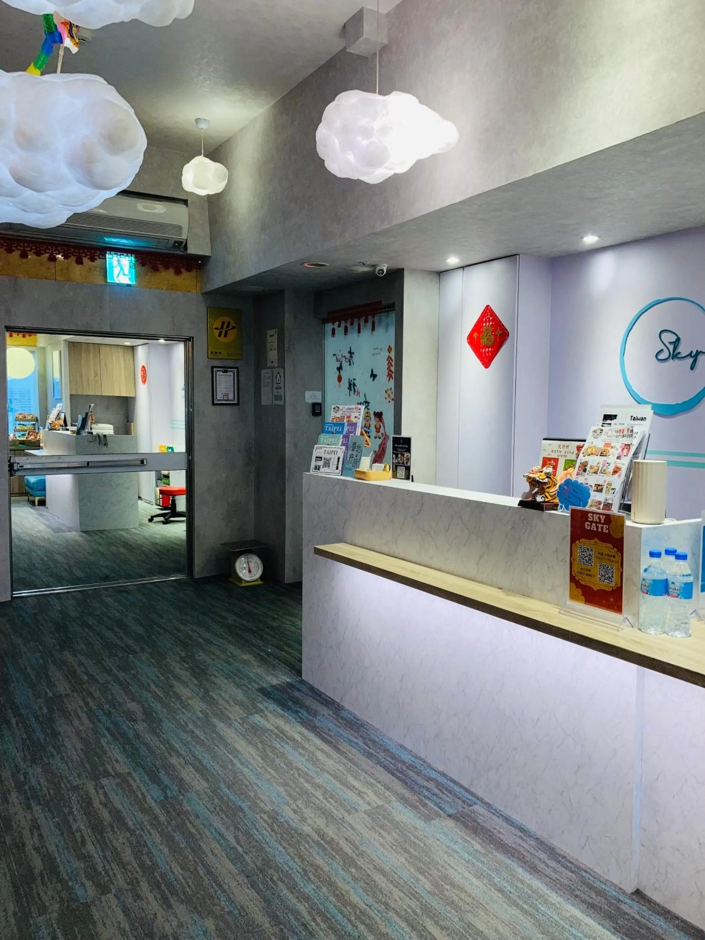 Lobby or reception in 西門雲町旅店 Sky Gate Hotel