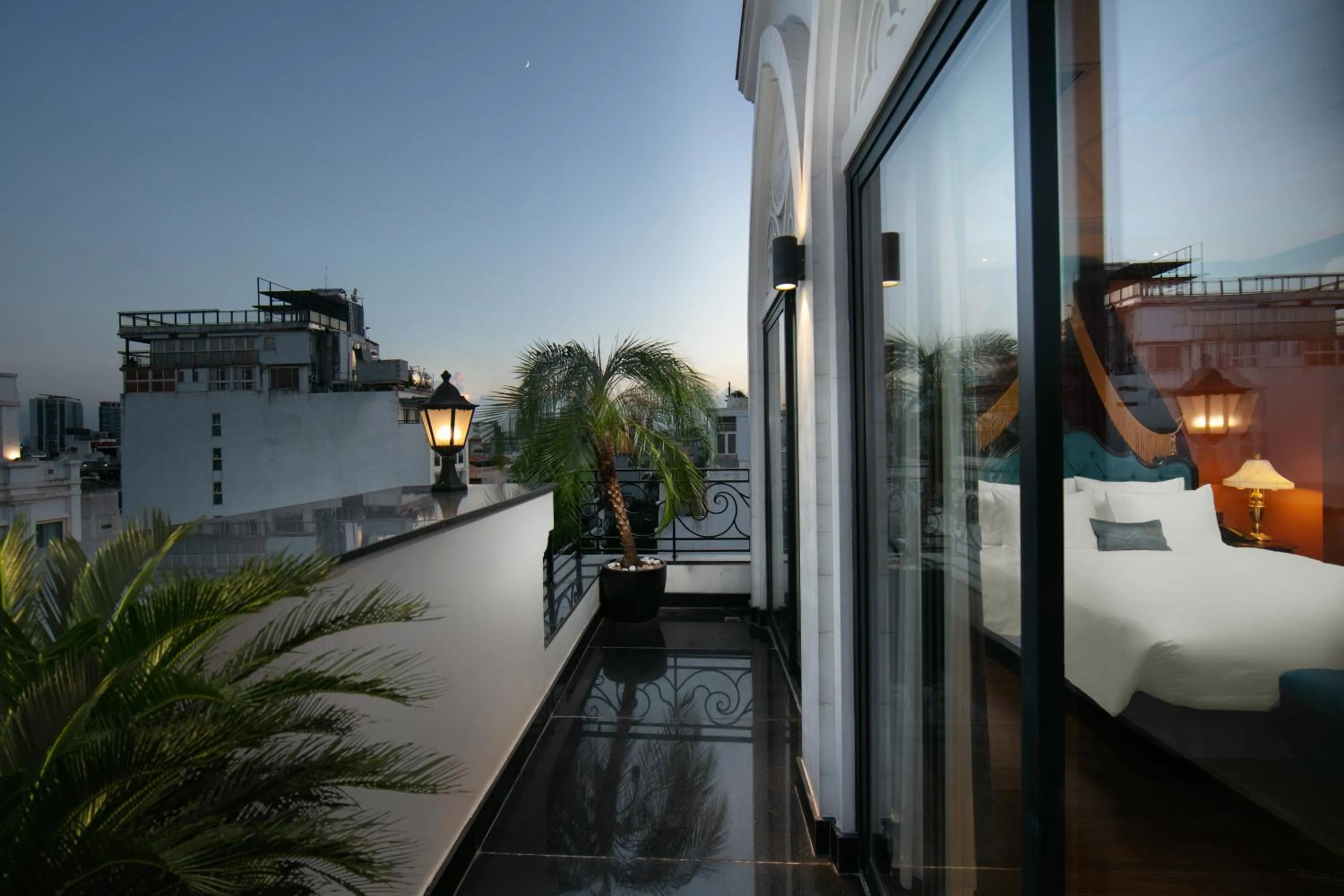 City view, Bed in Le Chanvre Hanoi Hotel & Spa