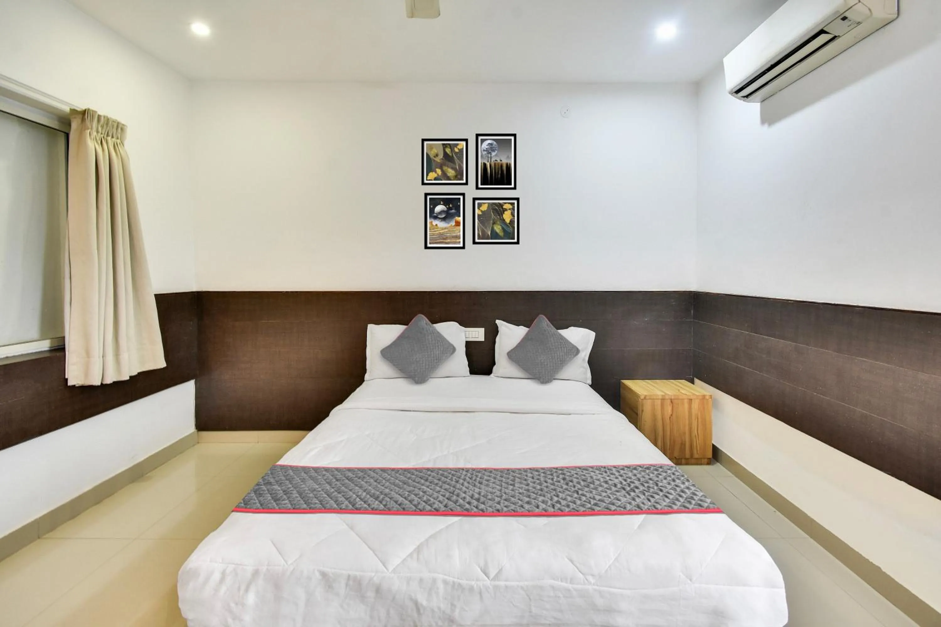 Bedroom, Bed in Collection O Elite Residency