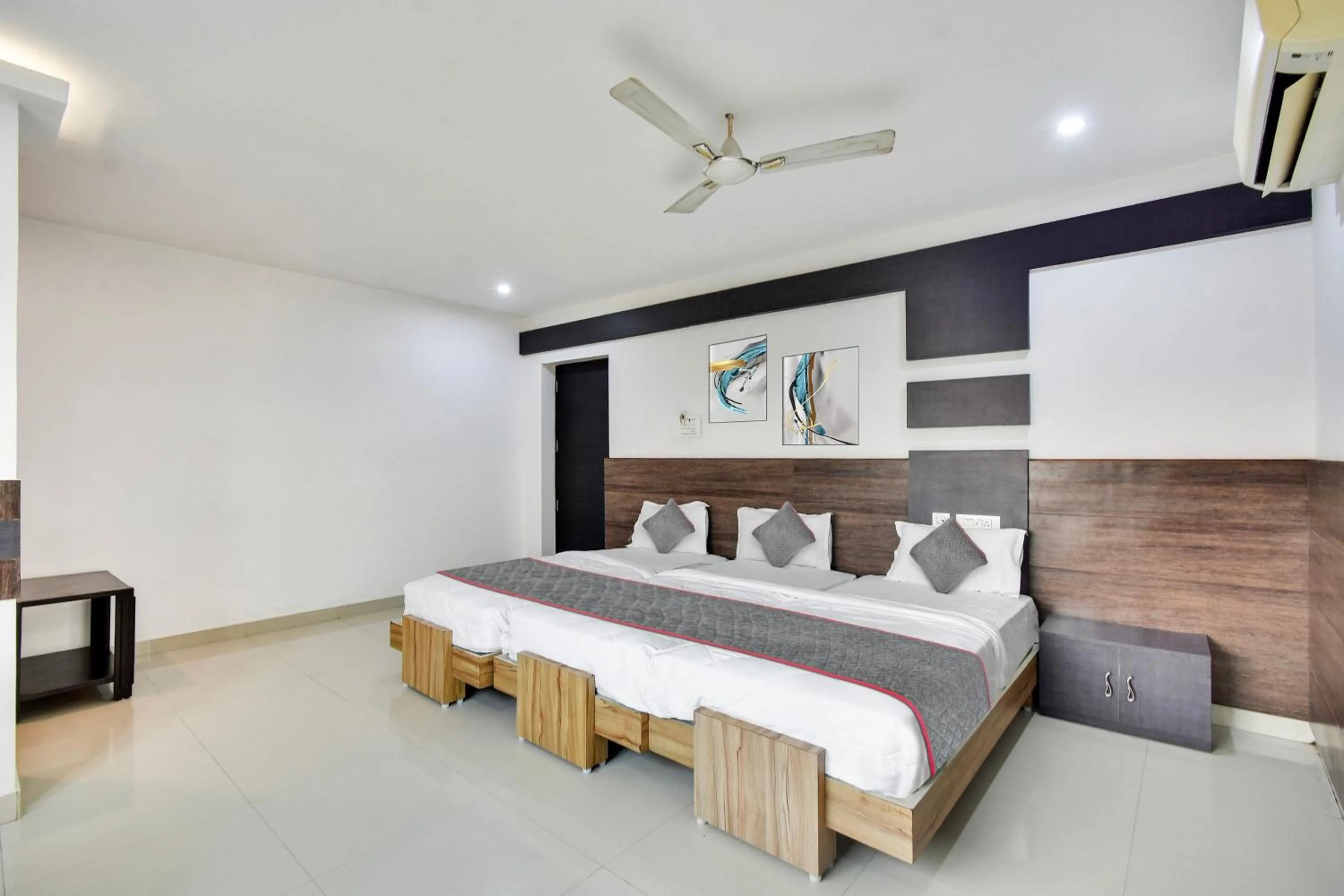 Bedroom, Bed in Collection O Elite Residency