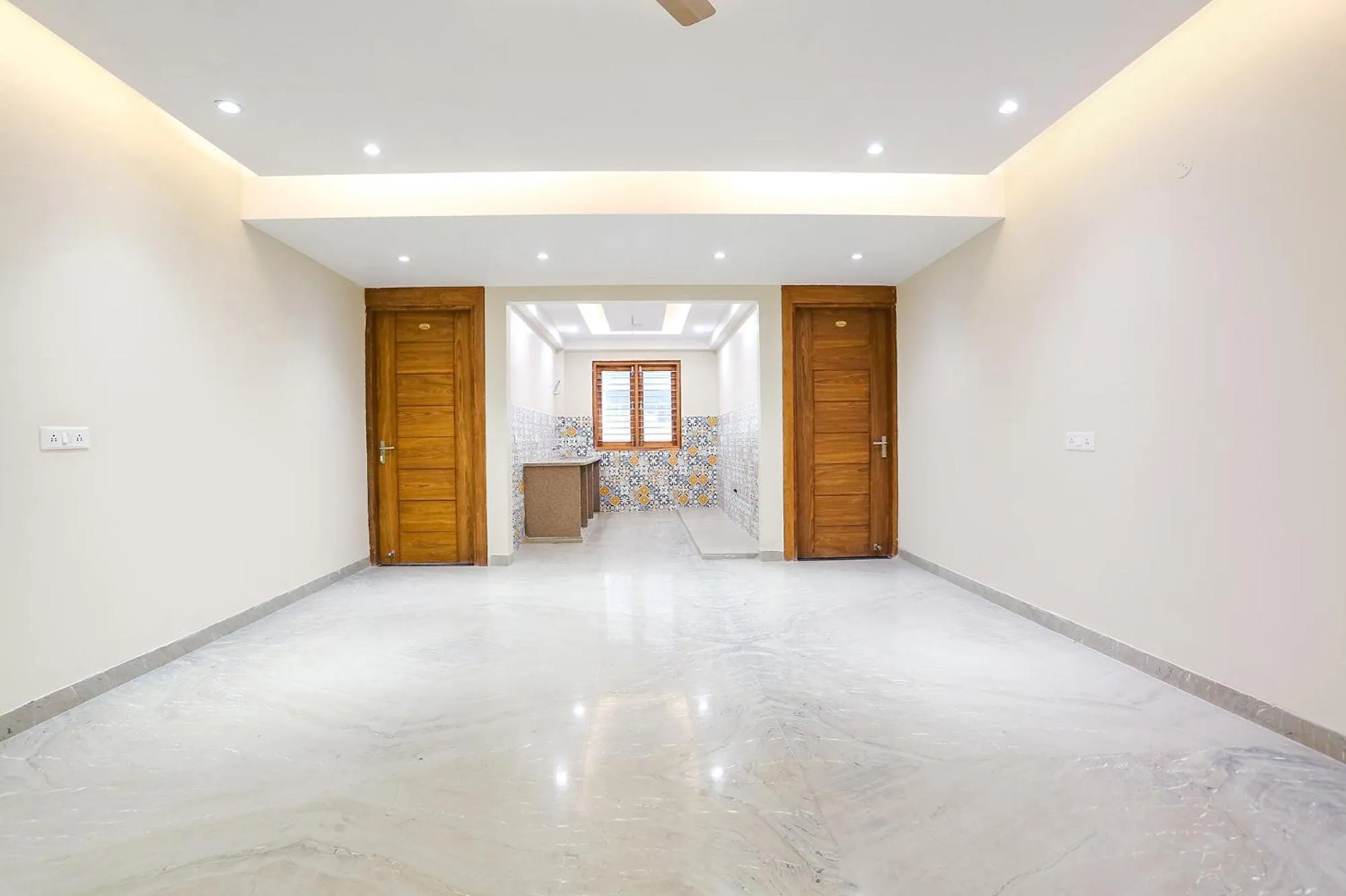 Lobby or reception in FabHotel Raahi Retreat Near Star Mall & 32nd Avenue, Gurugram