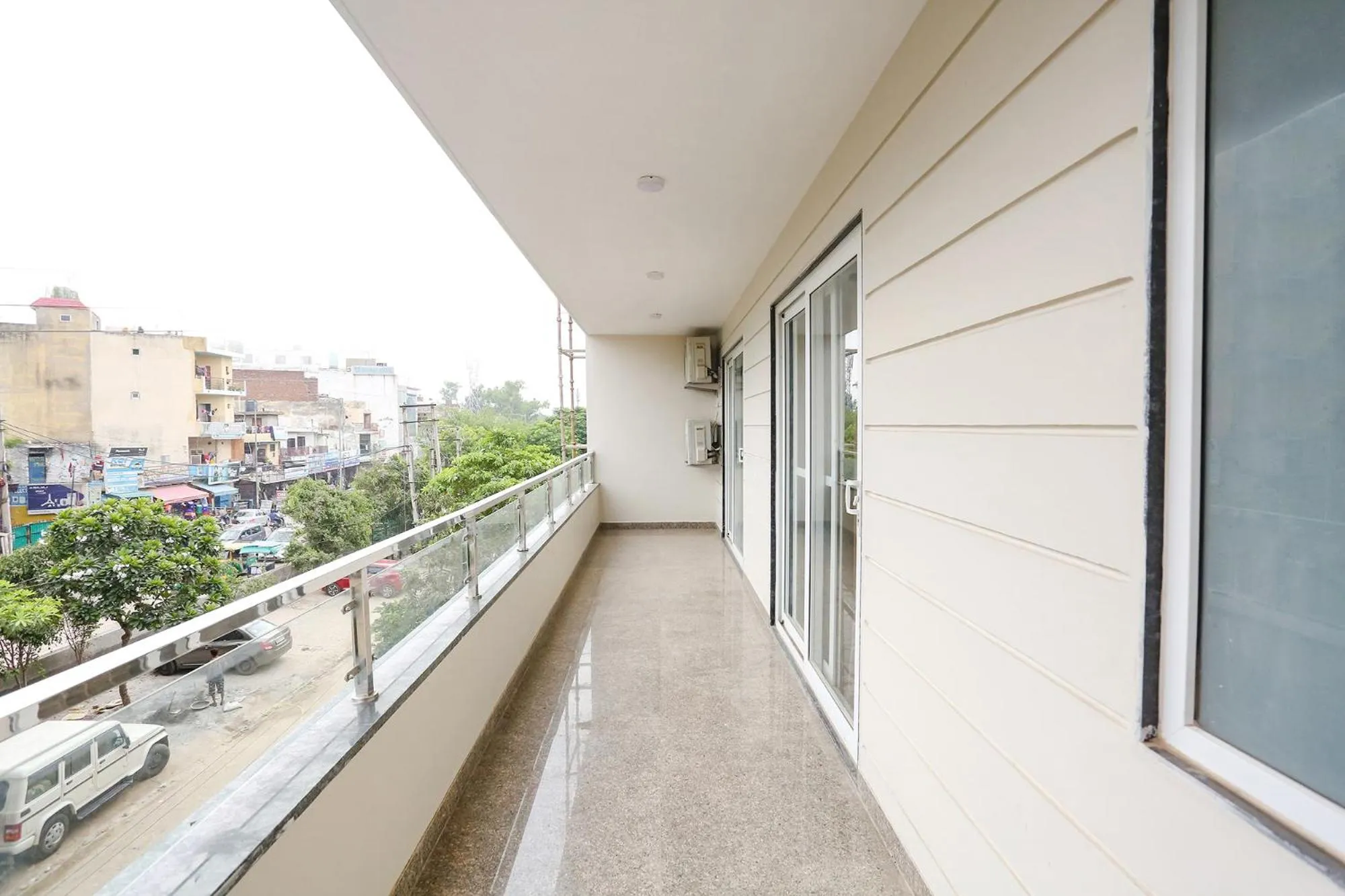 Balcony/Terrace in FabHotel Raahi Retreat Near Star Mall & 32nd Avenue, Gurugram