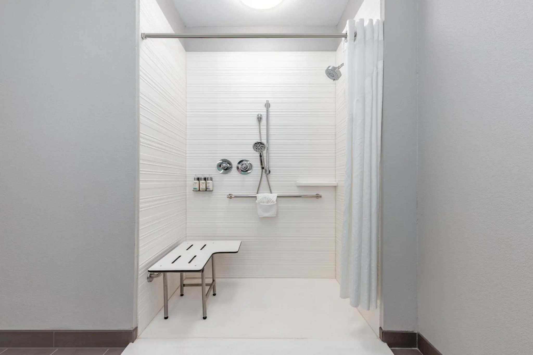 Photo of the whole room in avid hotel Austin NW - Lakeline by IHG