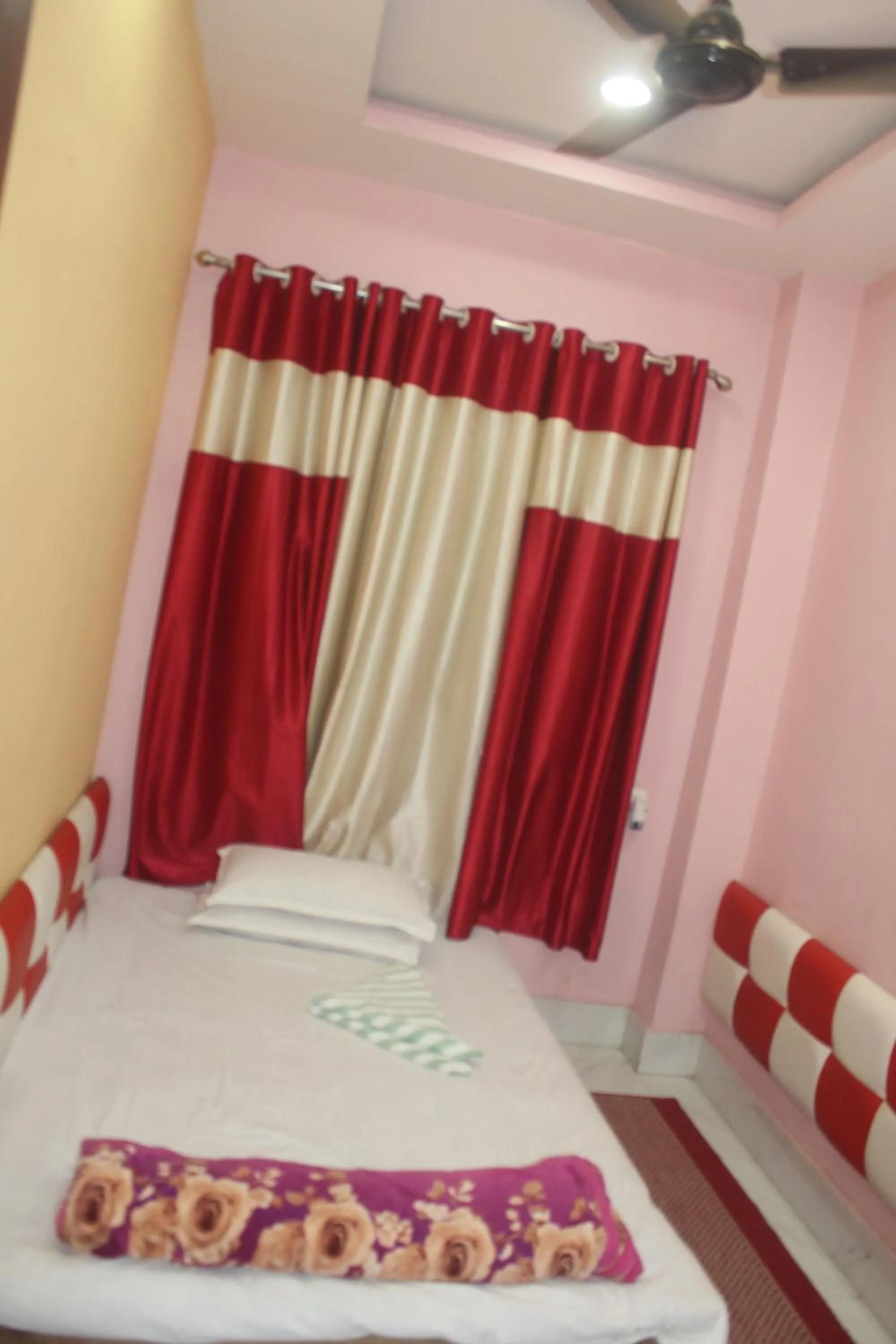 Bedroom, Bed in Hotel Giggle Coast Restro and Lodge