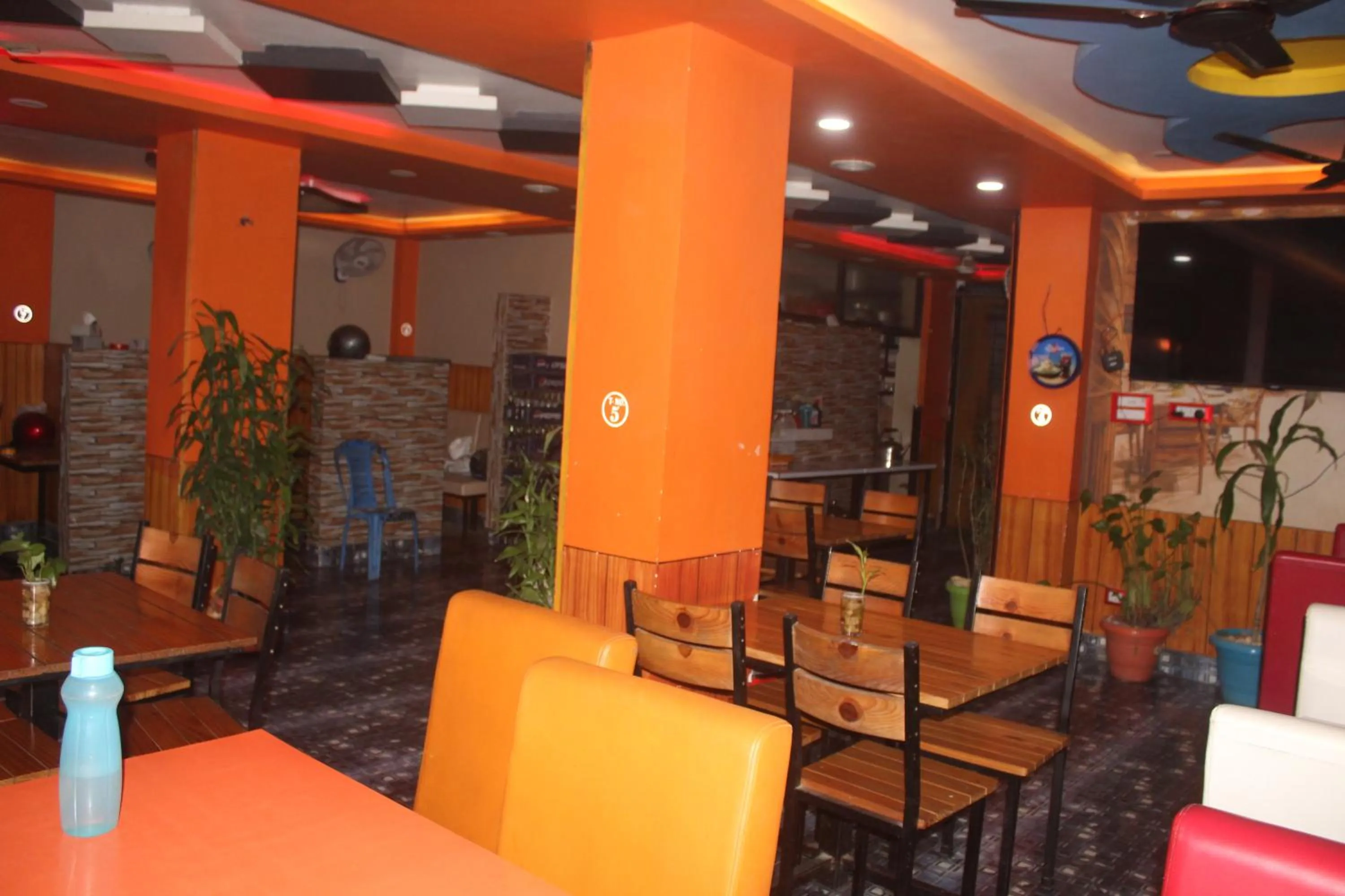 Restaurant/places to eat in Hotel Giggle Coast Restro and Lodge