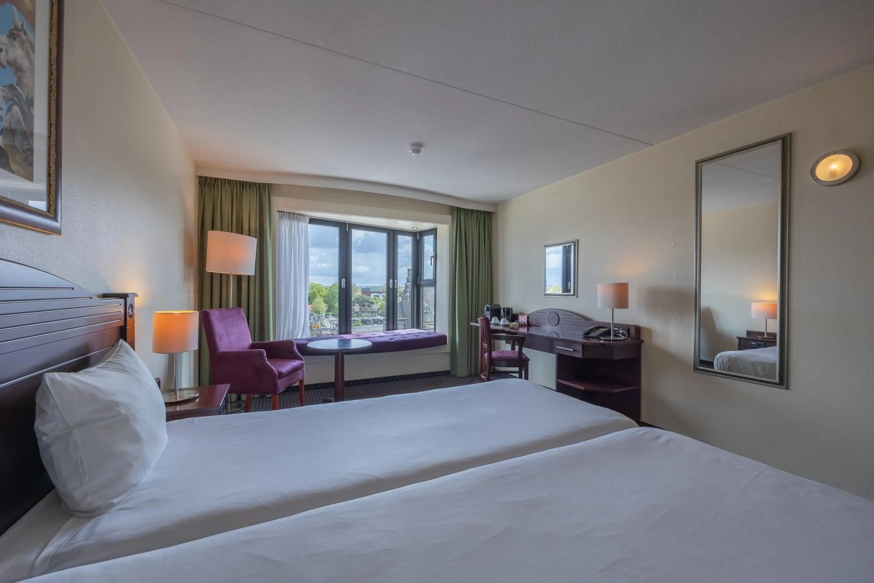 Bedroom, Bed in Amrâth Grand Hotel de l’Empereur