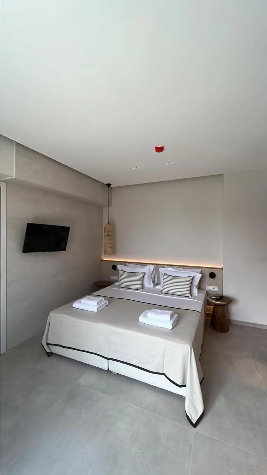 Bed in Niriides Palace