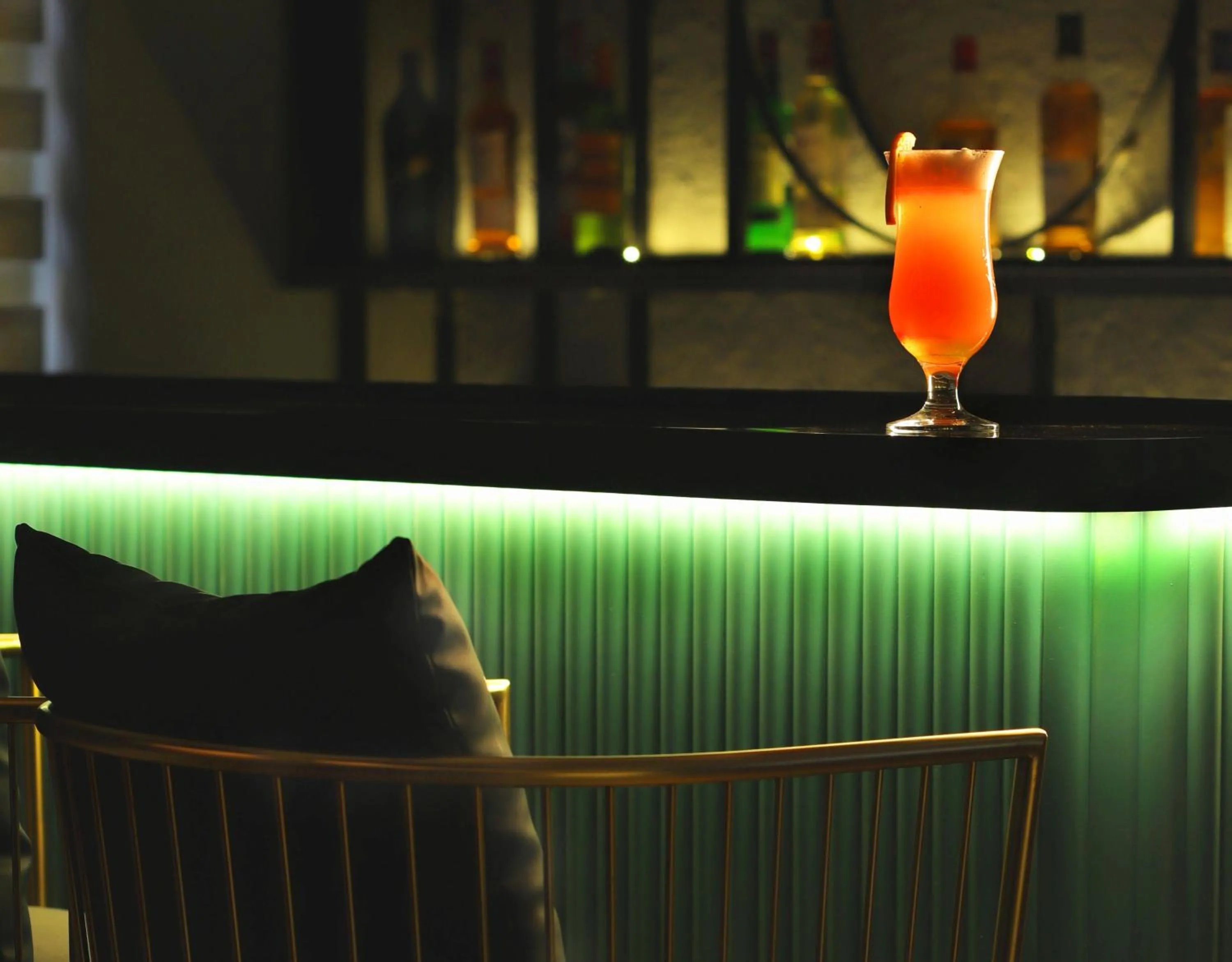 Lounge or bar in Aralia International Airport, Mumbai