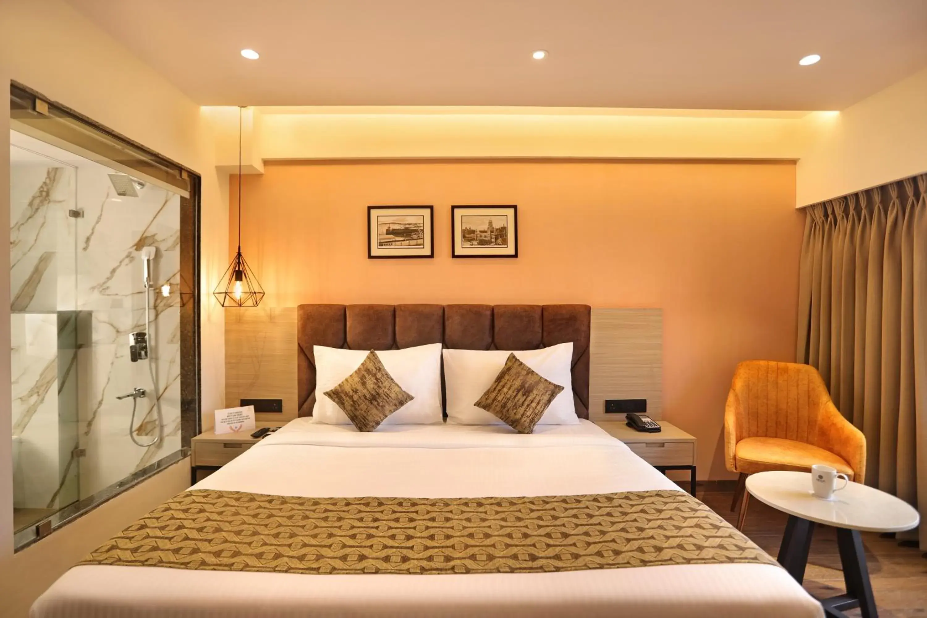 Deluxe Double or Twin Room - single occupancy in Aralia International Airport, Mumbai Deluxe Double or Twin Room - single occupancy in Aralia International Airport, Mumbai