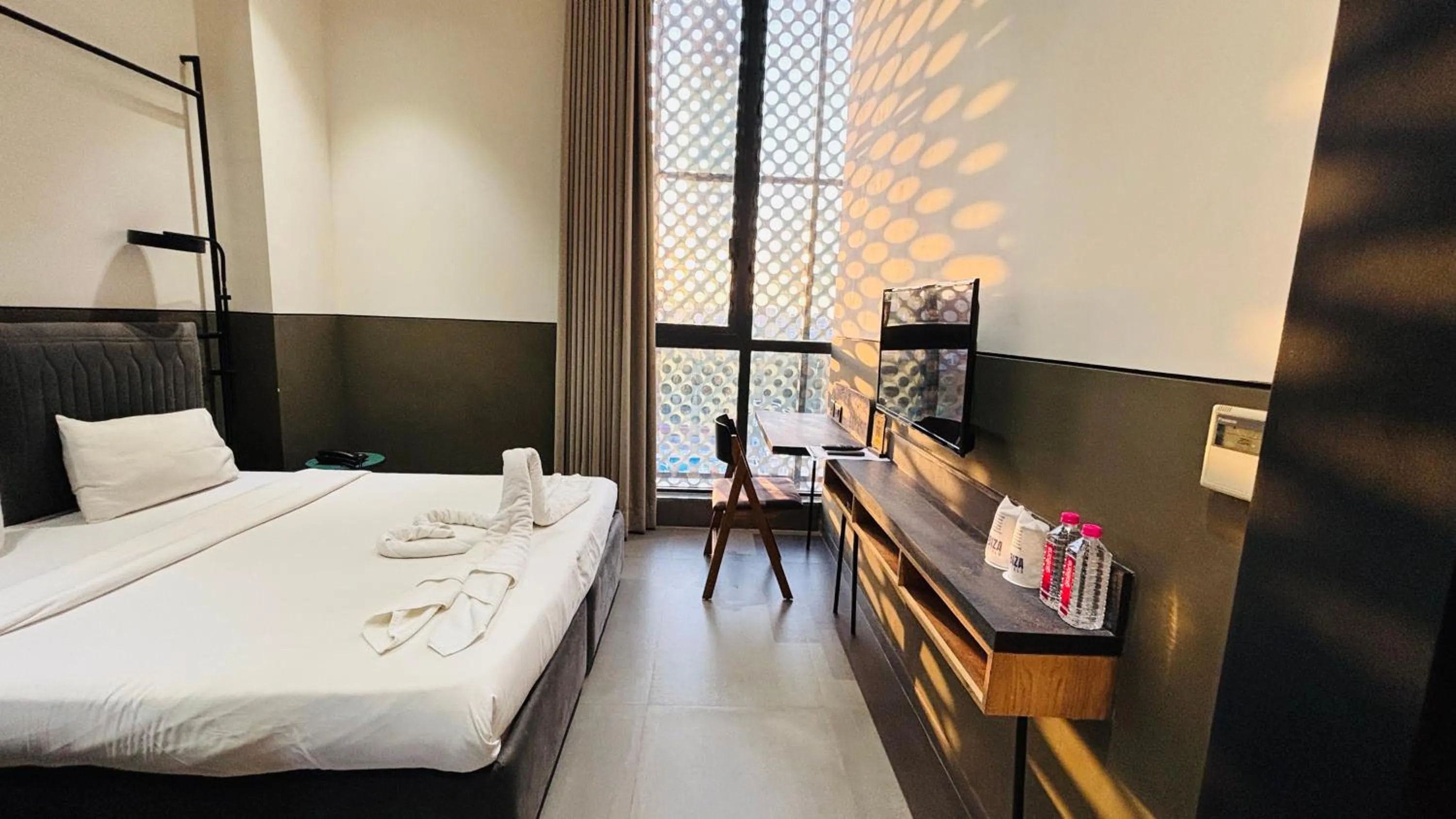 Bedroom, Bed in Ibiza Hotel