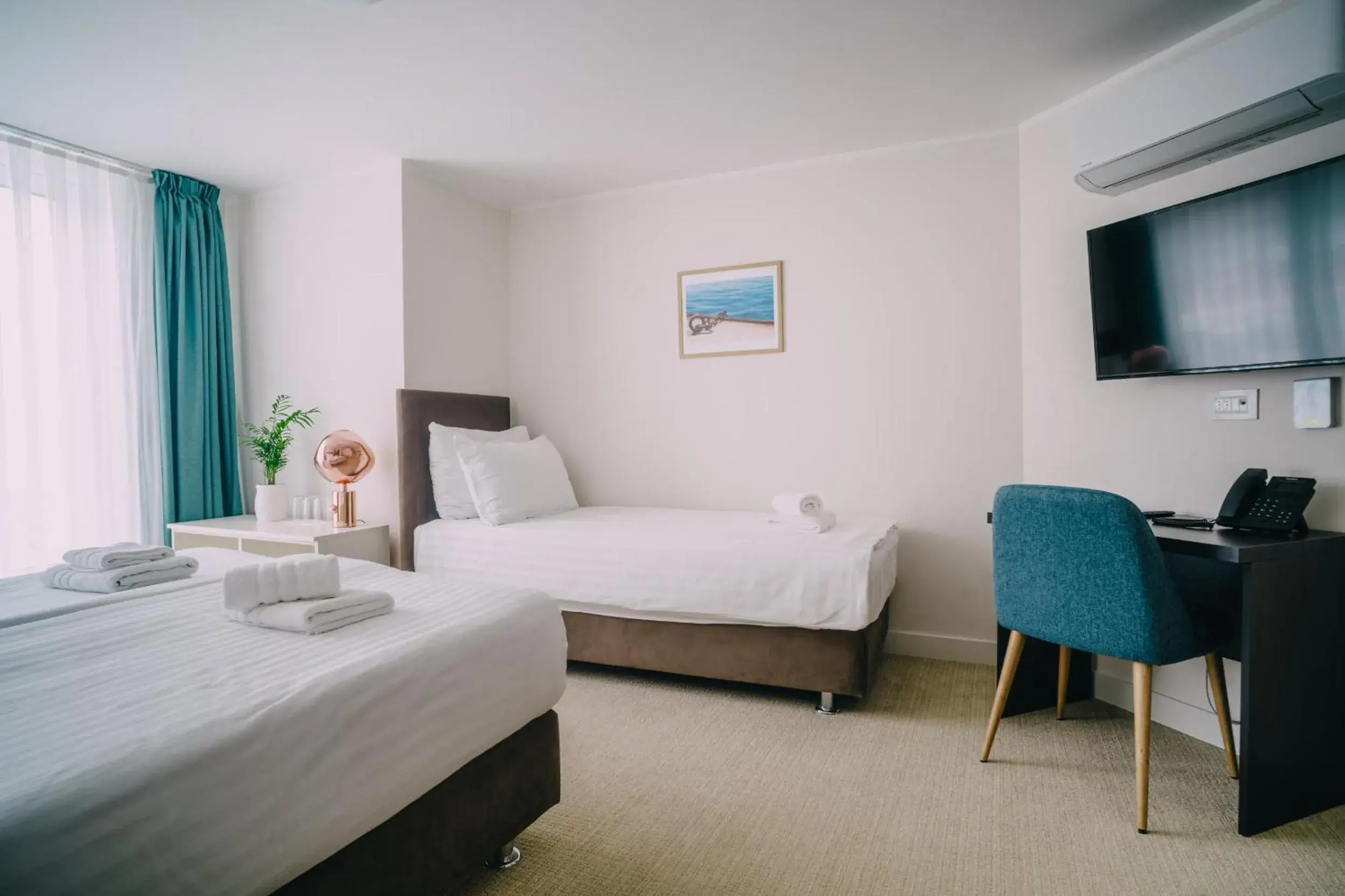 Standard Triple Room with Sea View in Kul IN Ablana Standard Triple Room with Sea View in Kul IN Ablana