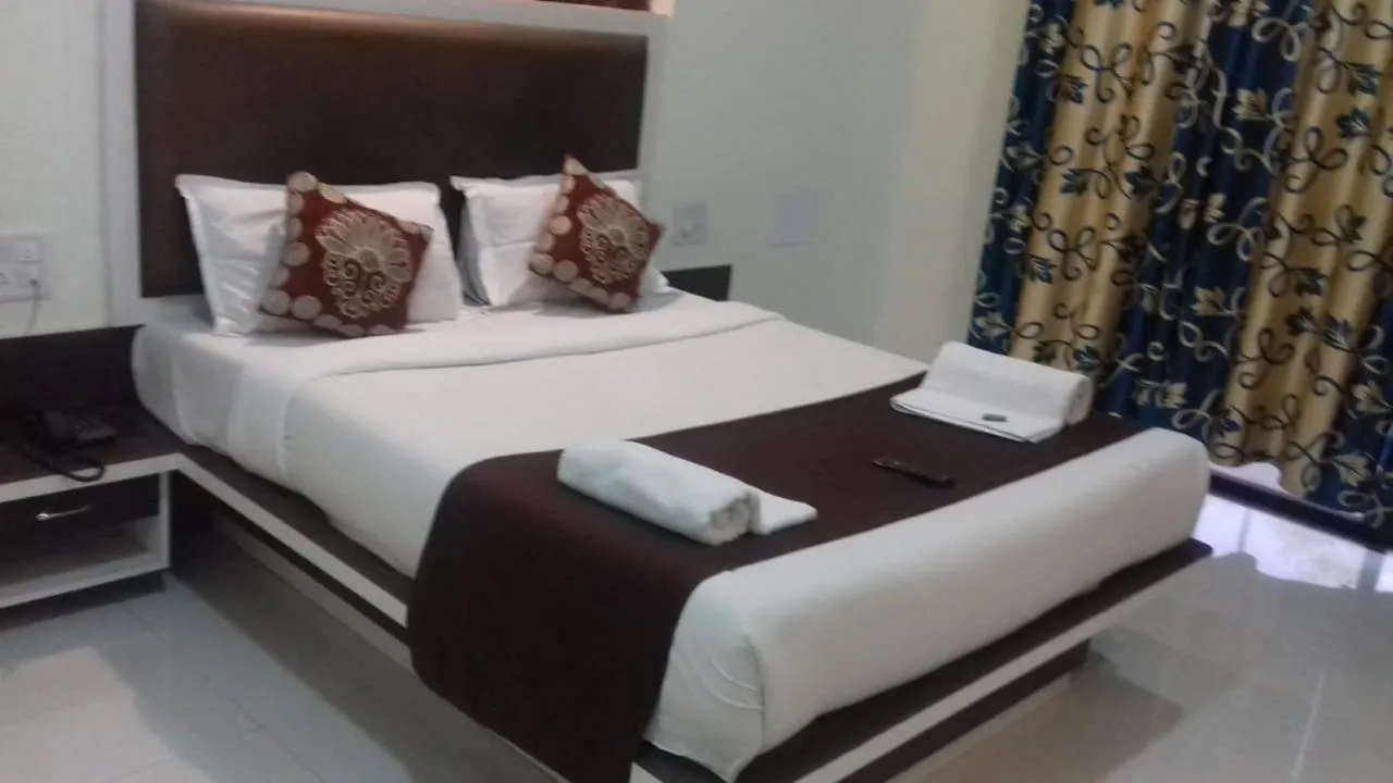 Bed in Royal Heritage