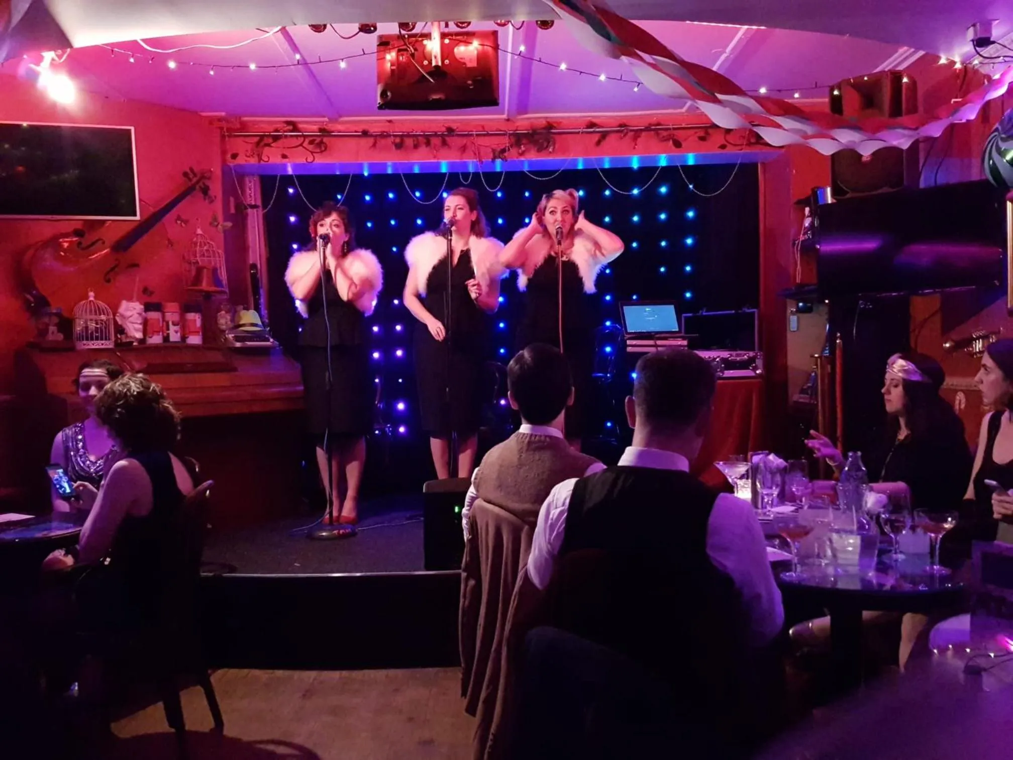 Restaurant/places to eat in The Mad Hatter's Guestrooms