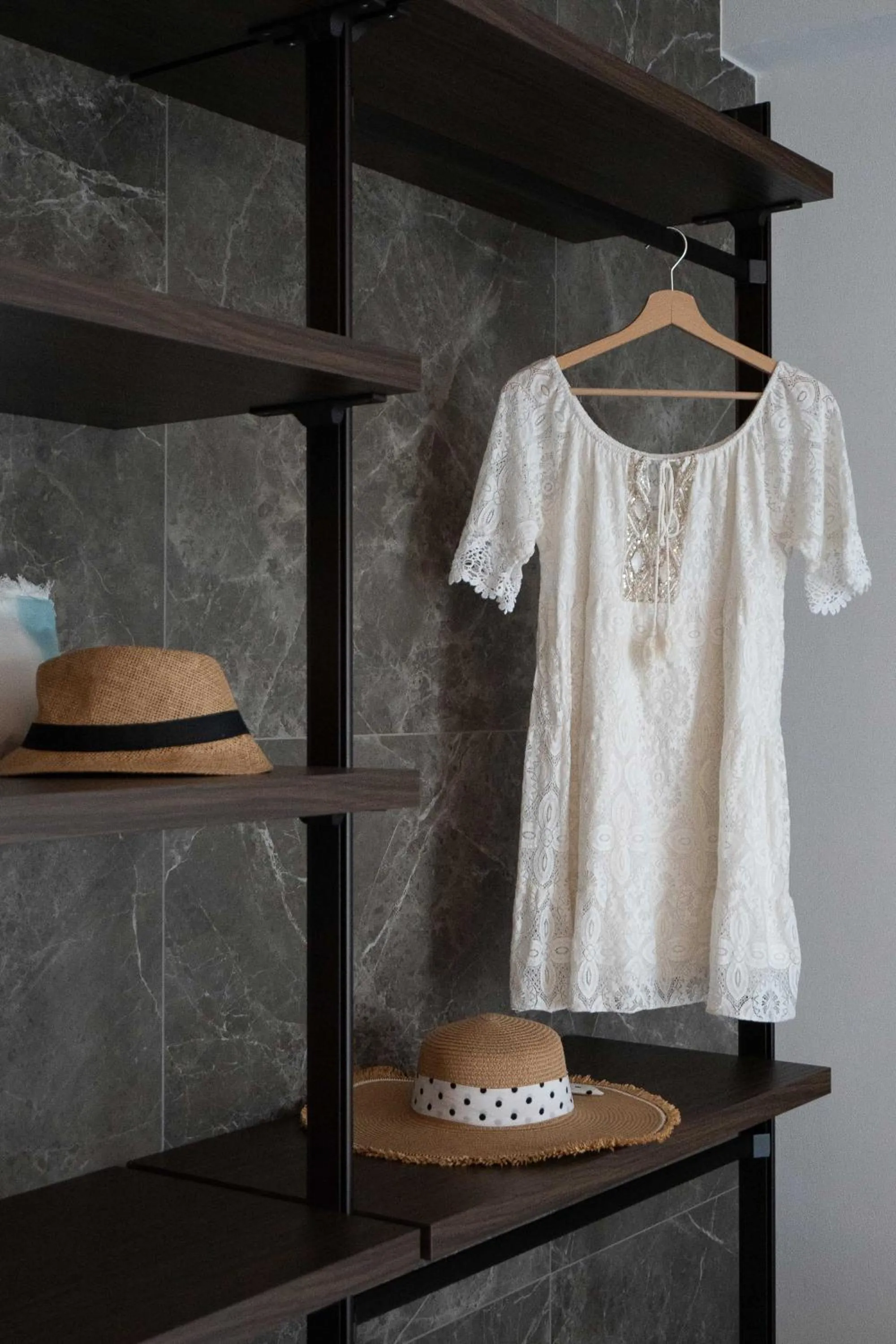 wardrobe in Hotel Mhami