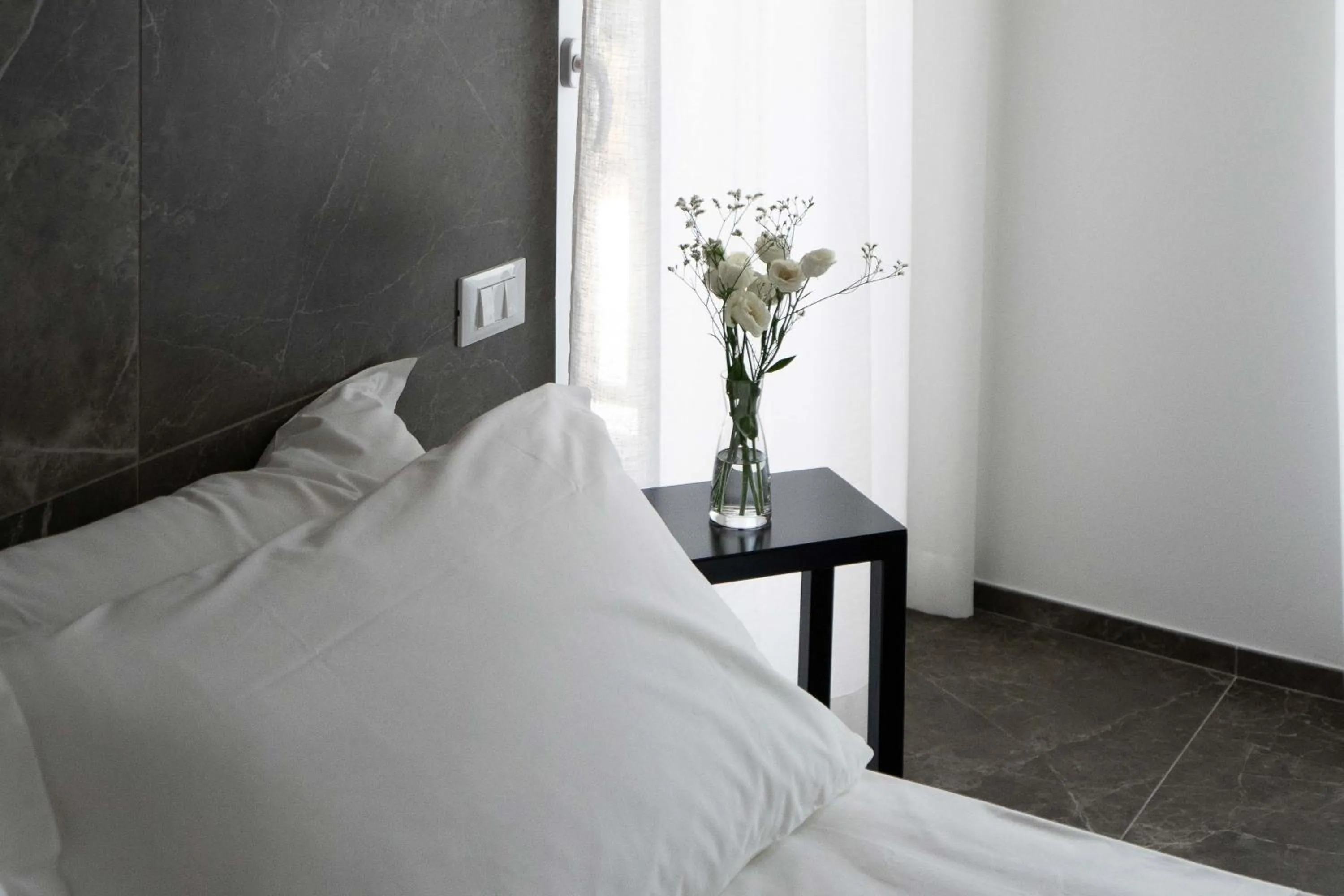 Quadruple Room with Sea View in Hotel Mhami