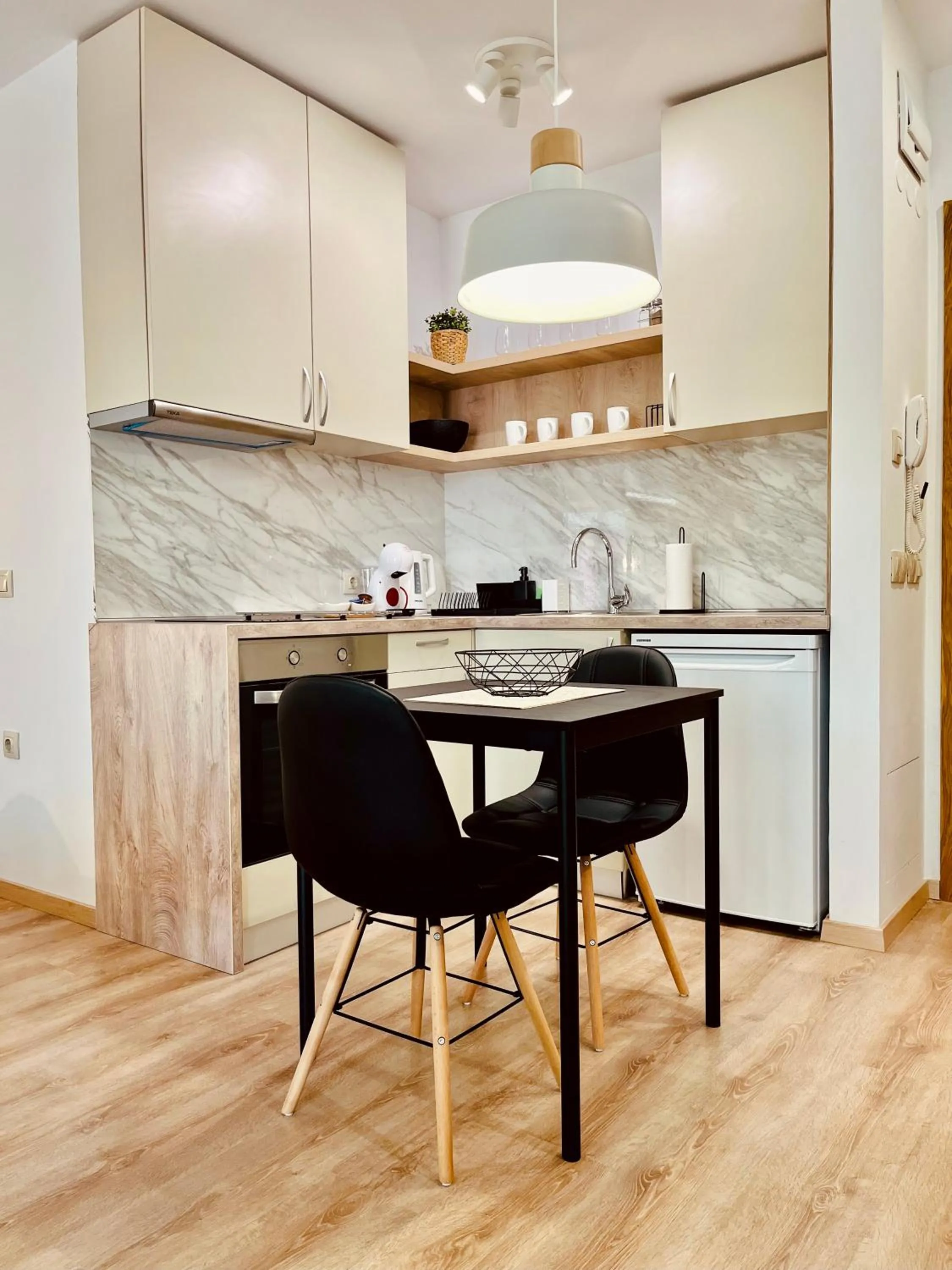 Kitchen or kitchenette in Apart-Hotels-Sofia, AHS