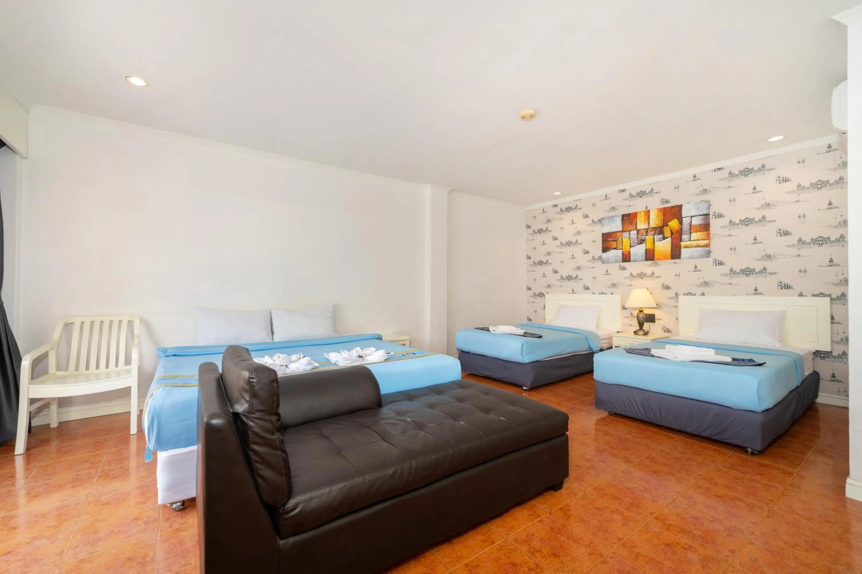 Bed in Patong Central Residence & Apartment