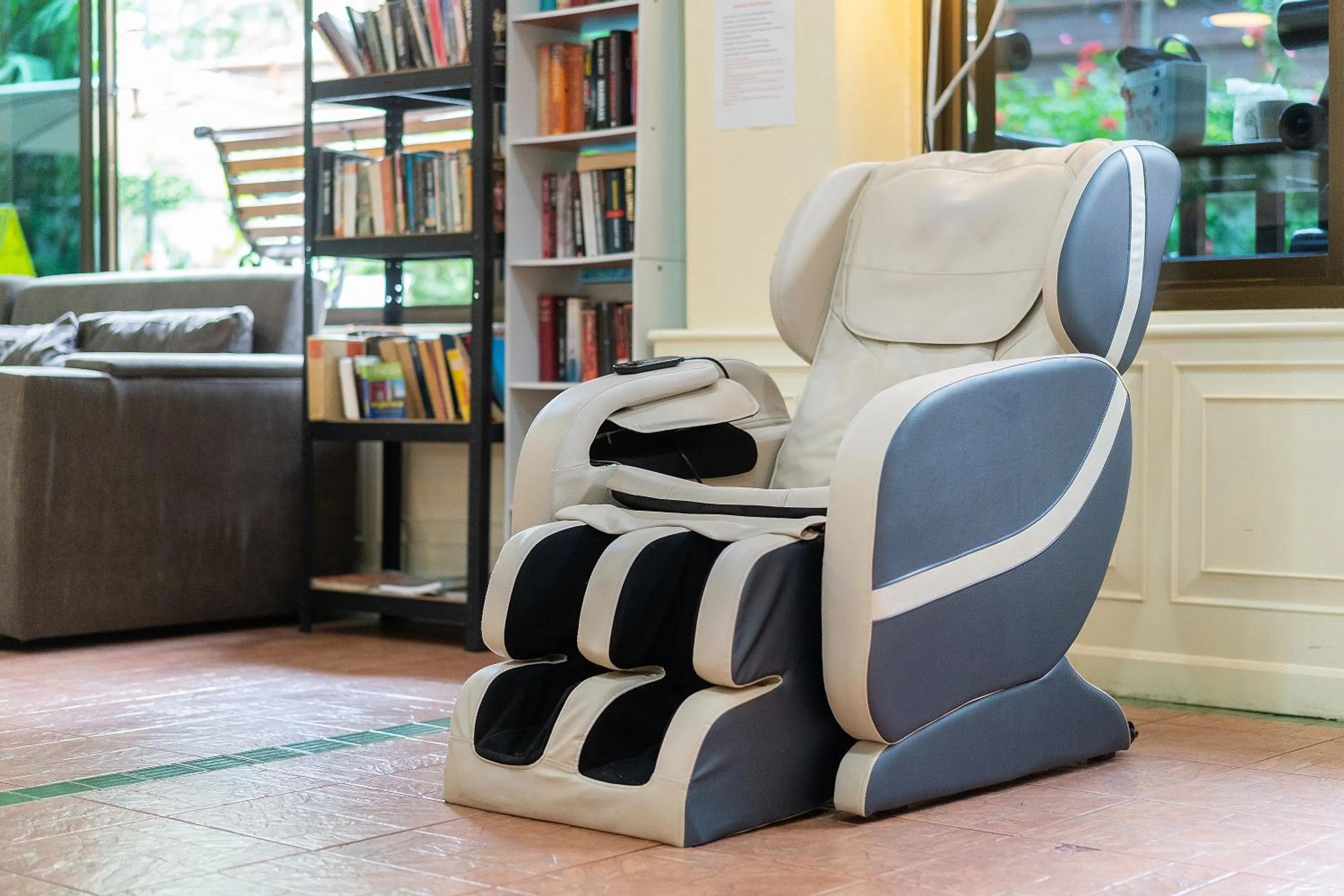 Library in Patong Central Residence & Apartment