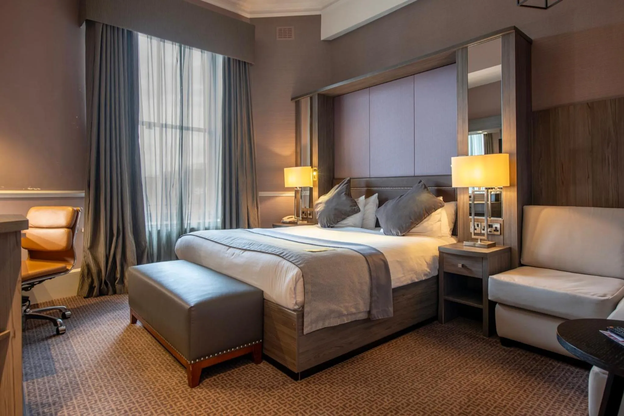 Photo of the whole room, Bed in Crowne Plaza Royal Victoria - Sheffield by IHG