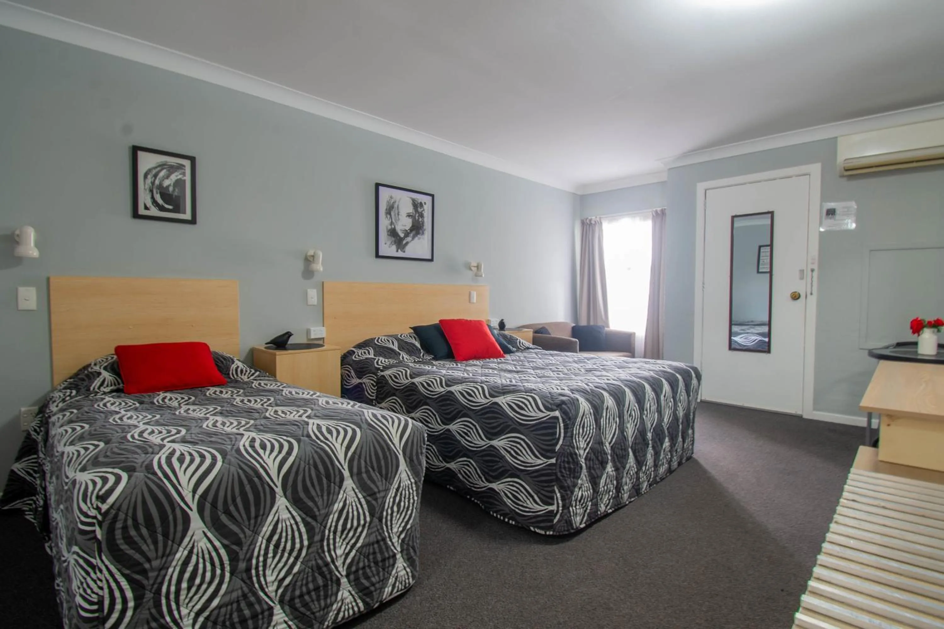 Bed in Gundagai Motel