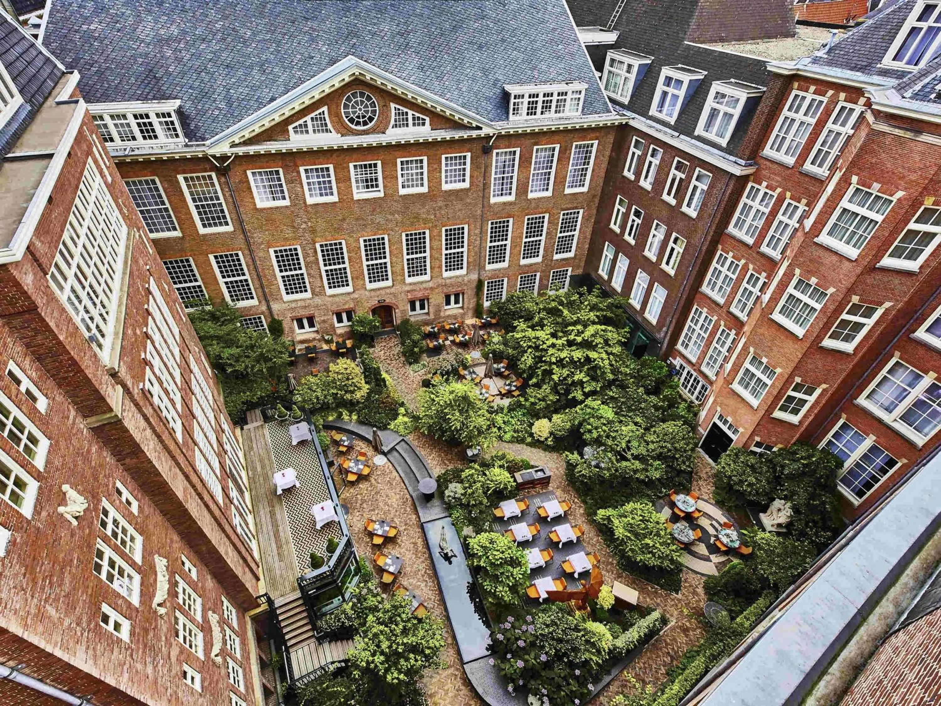 Lounge or bar in Sofitel Legend The Grand Amsterdam